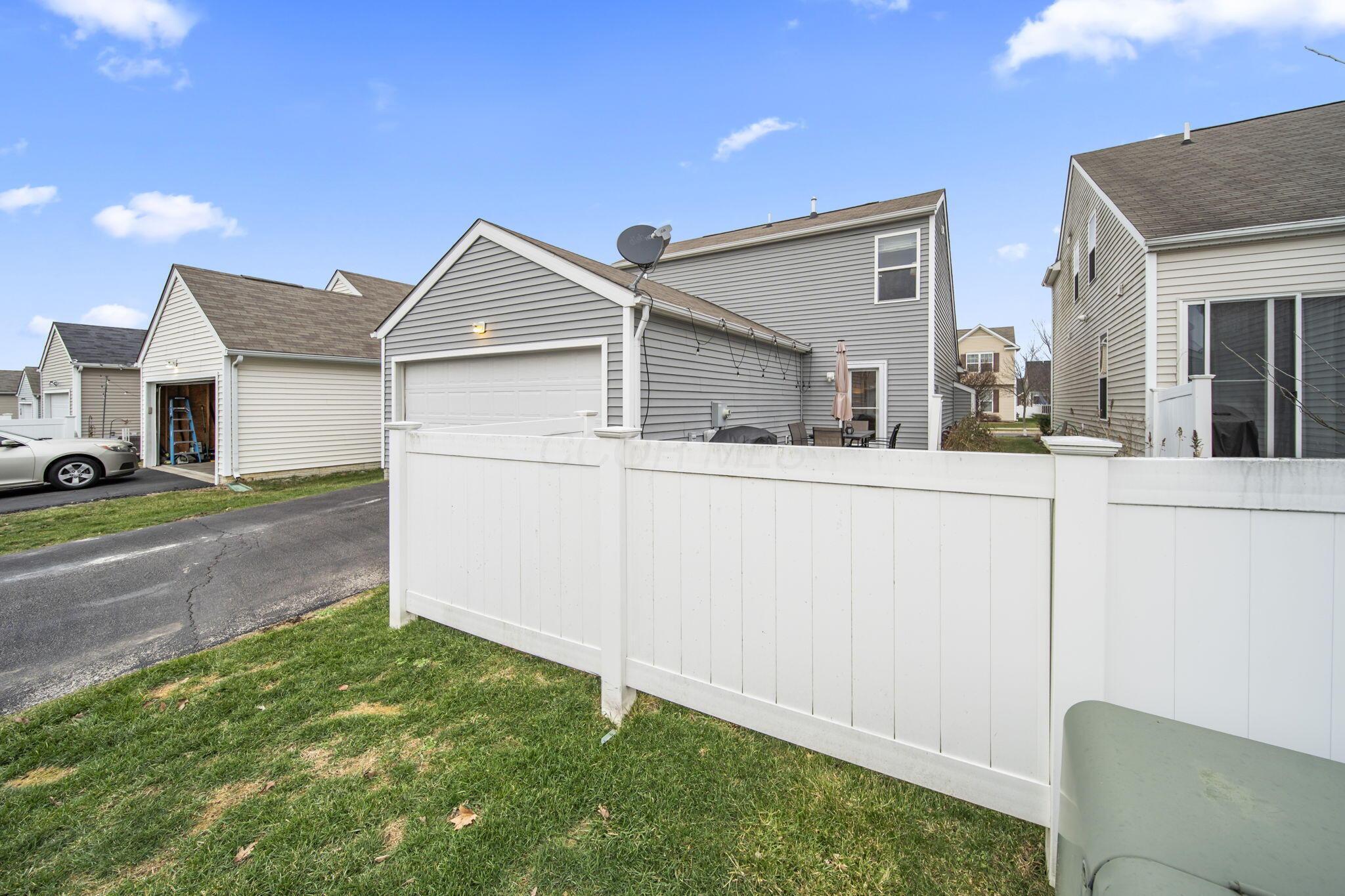 5661 Marshfield Drive