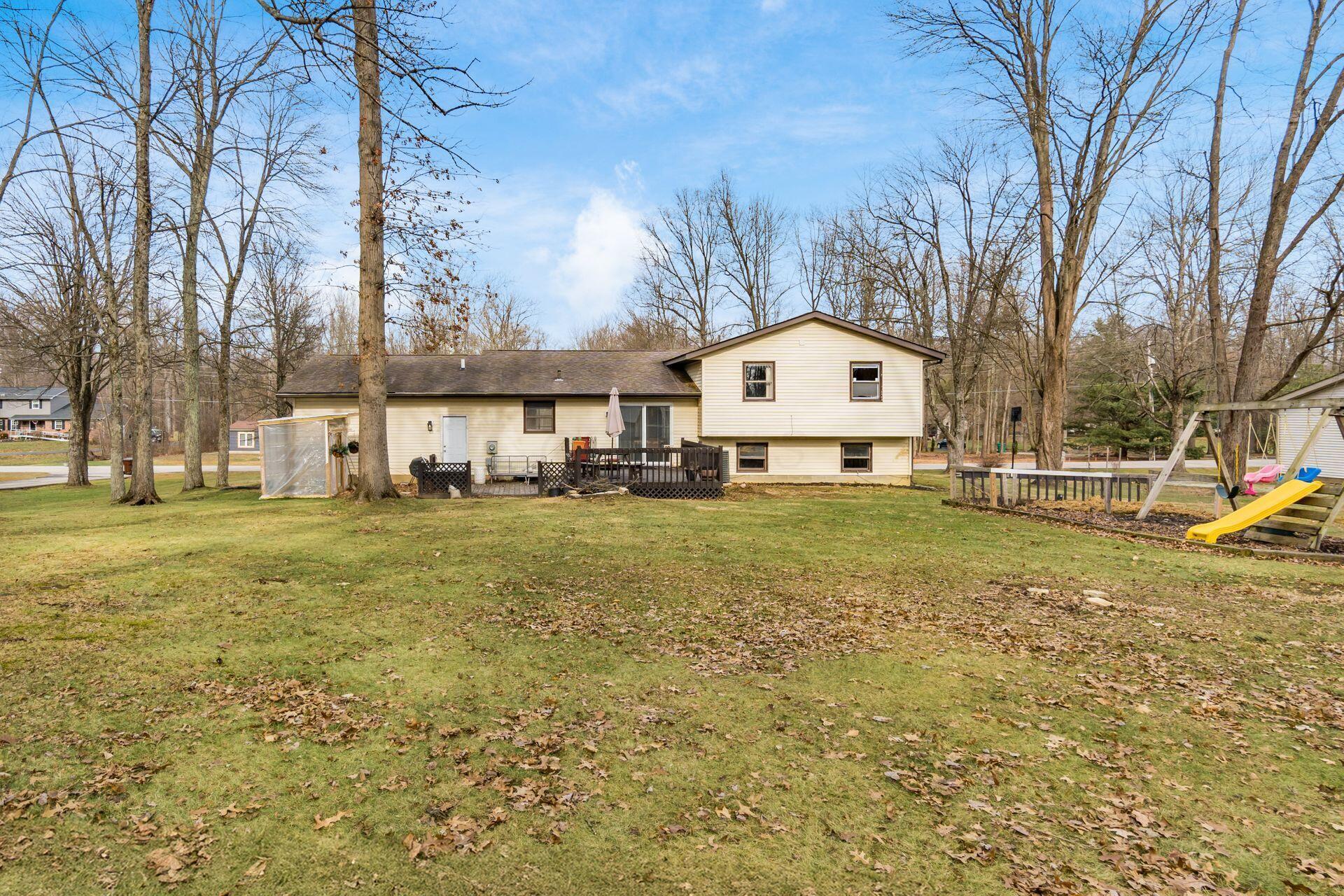 225 Carryback Drive SW