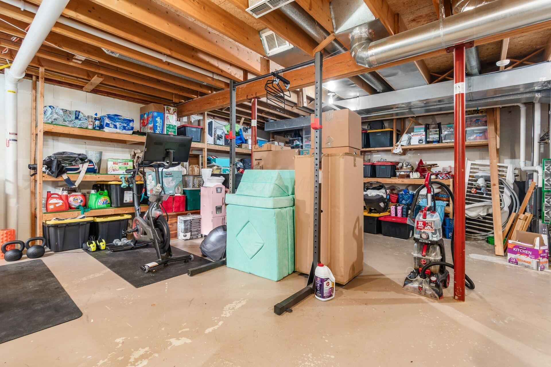 225 Carryback Drive SW