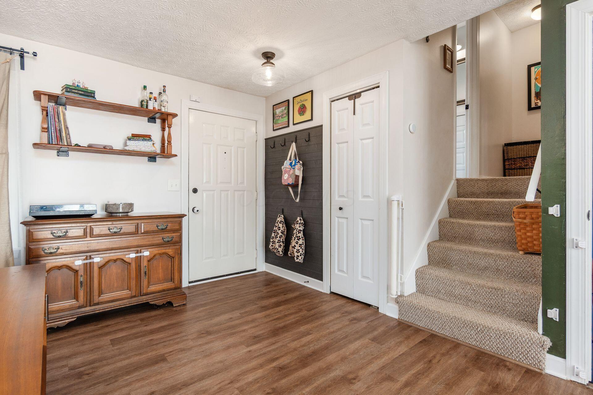 225 Carryback Drive SW