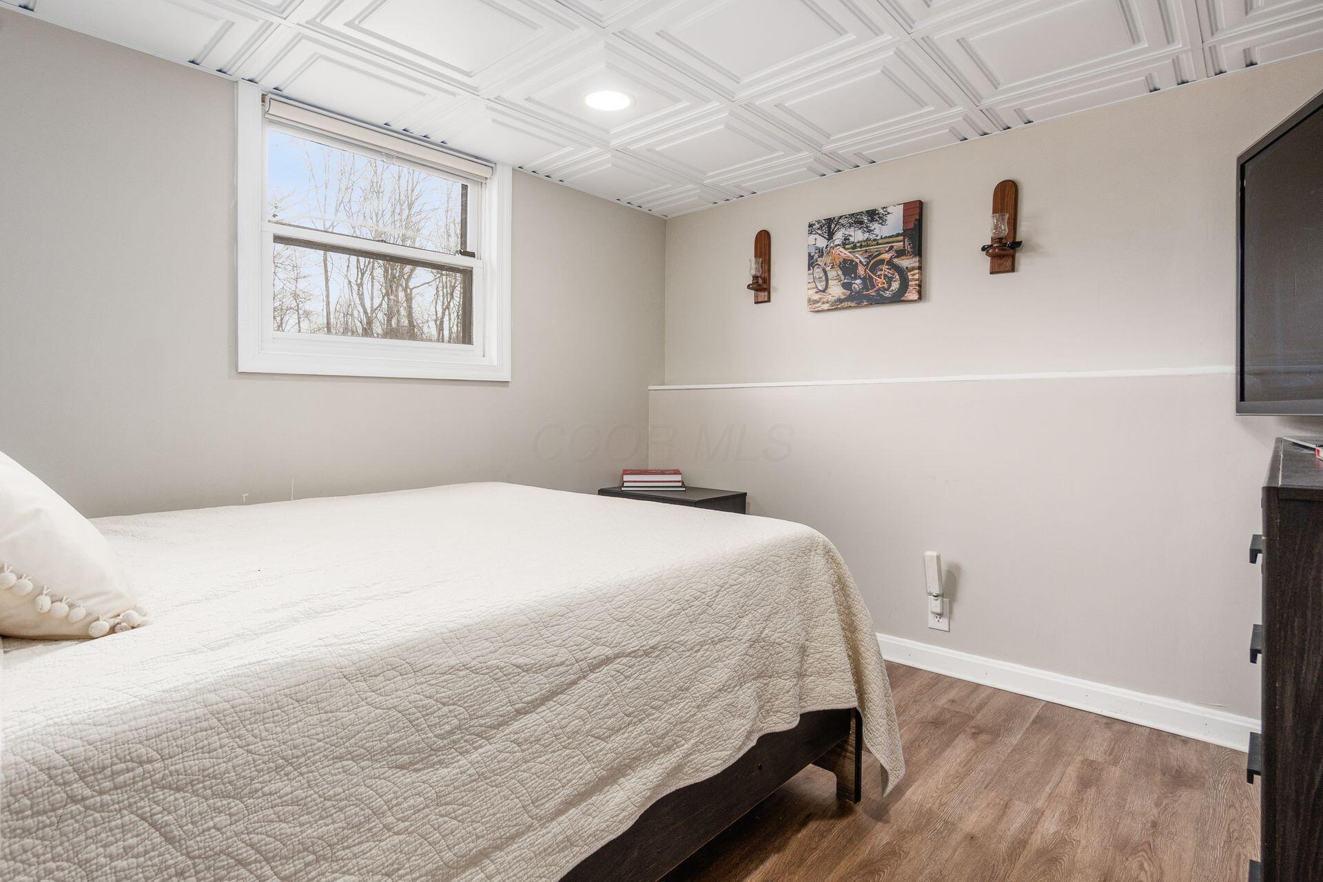 225 Carryback Drive SW