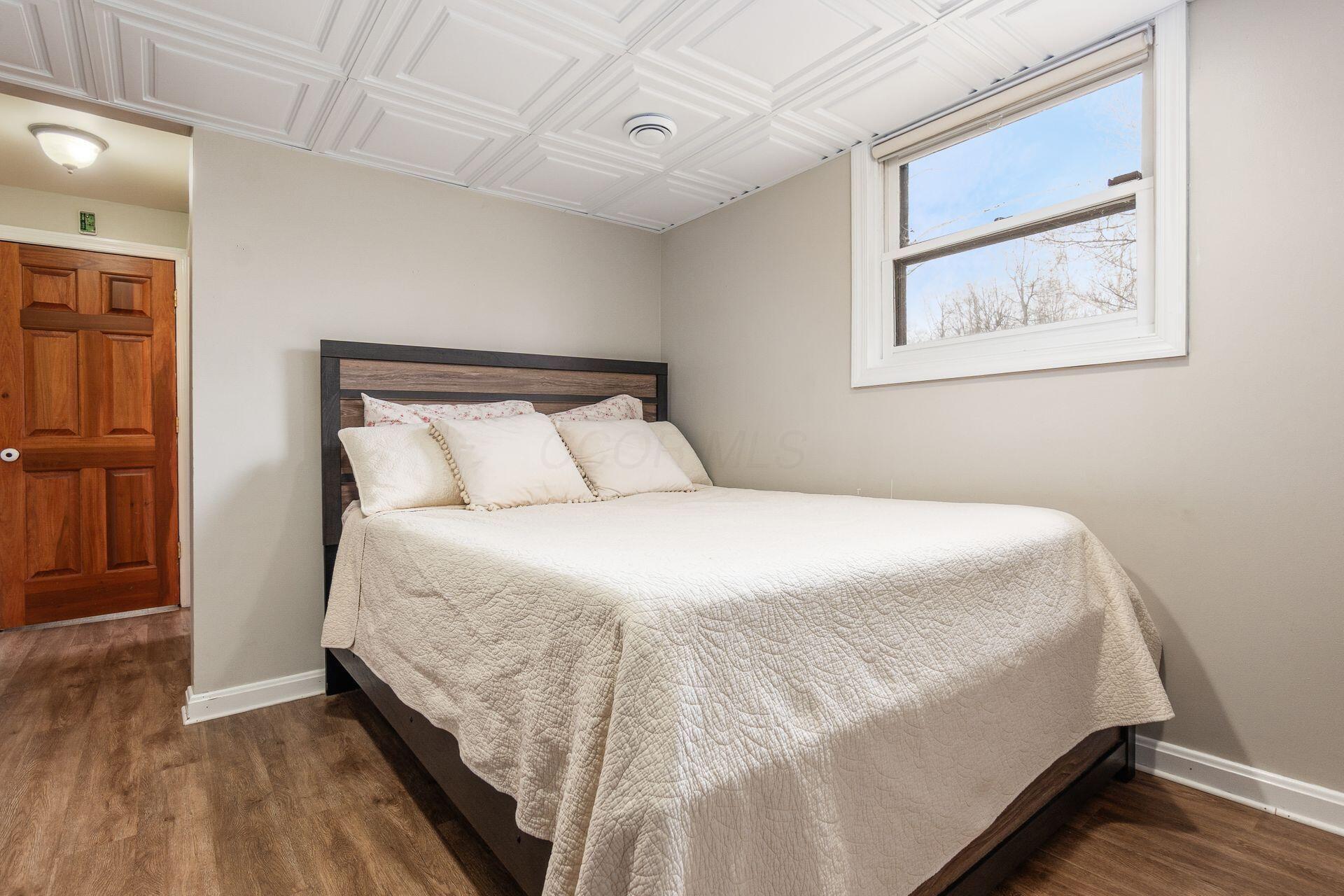 225 Carryback Drive SW