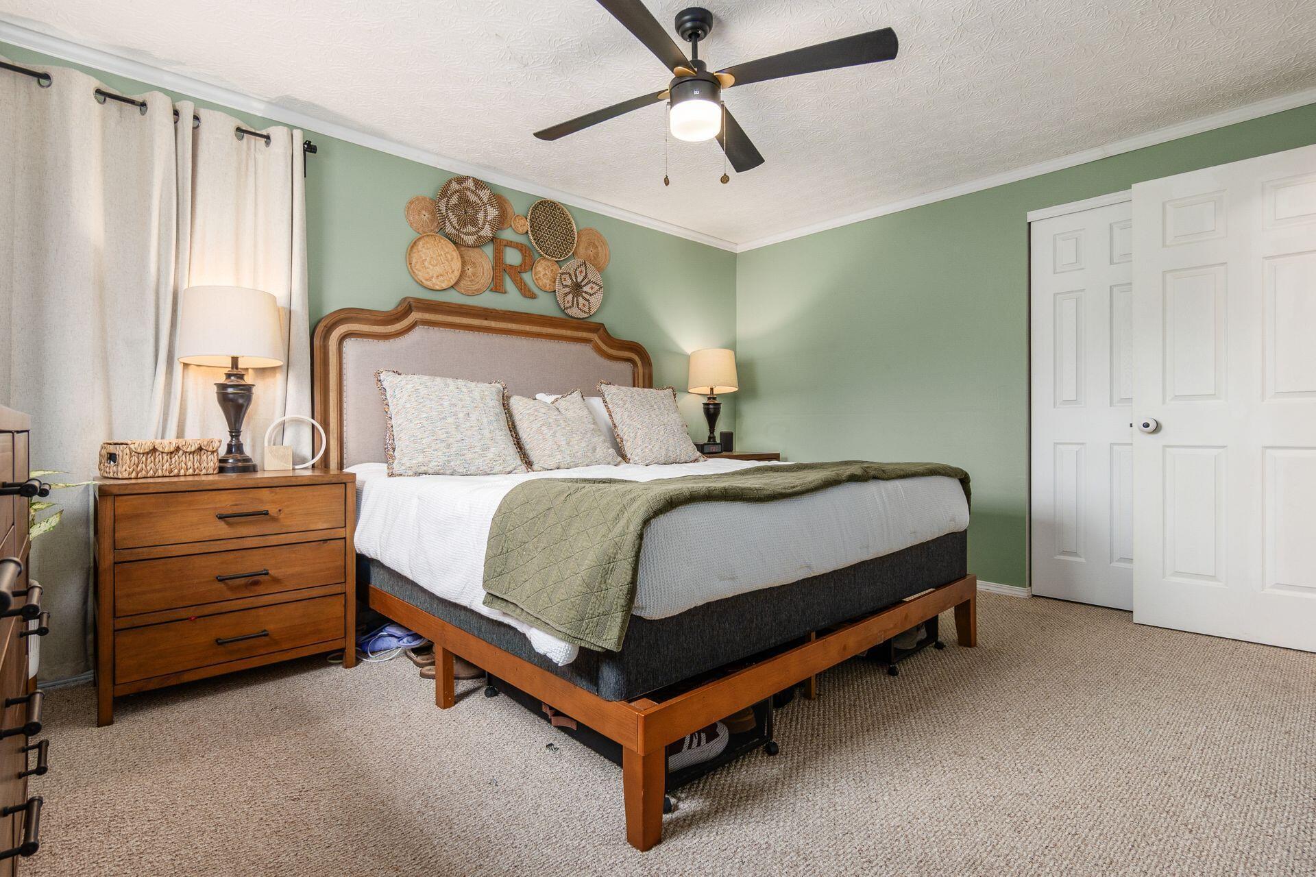 225 Carryback Drive SW