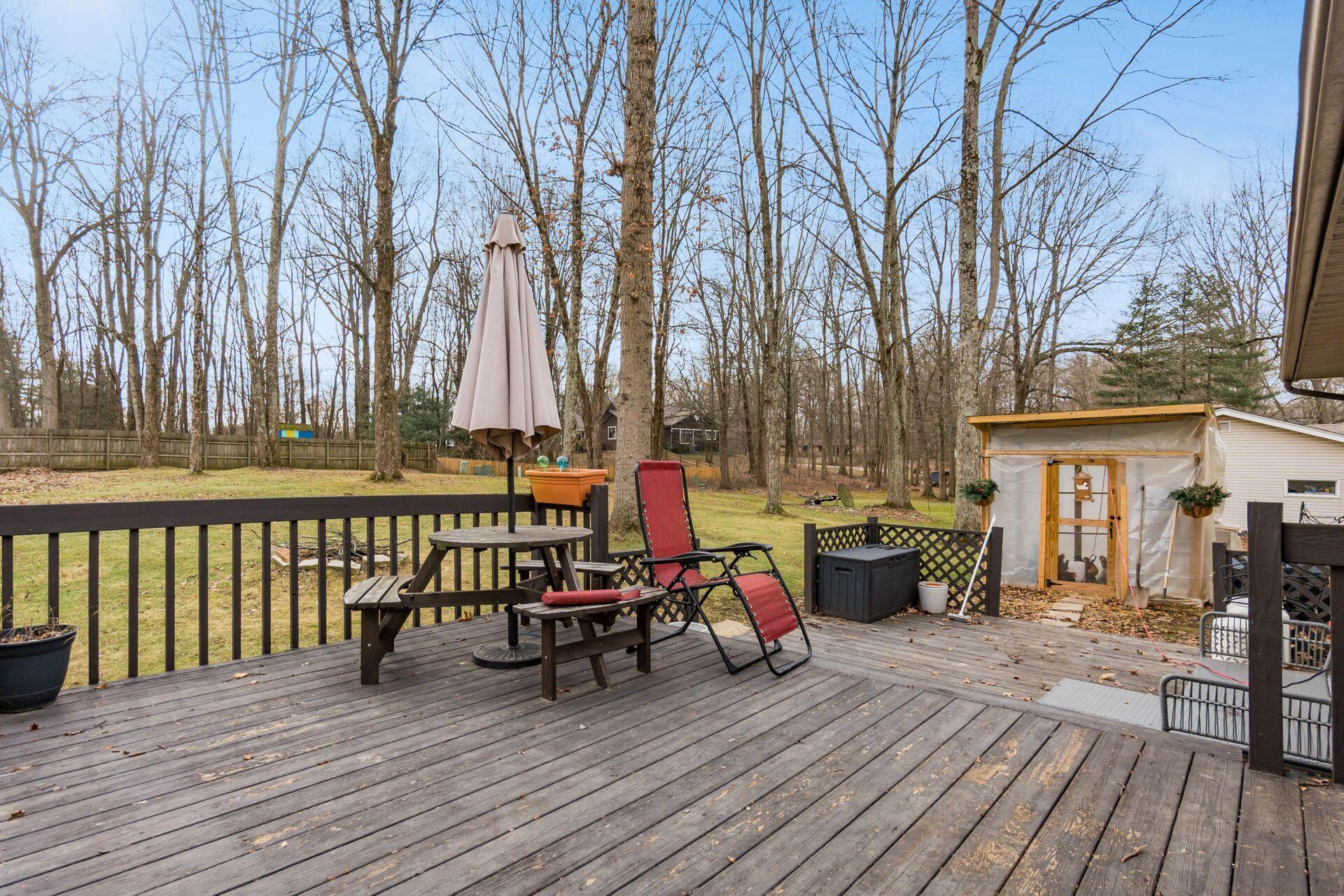 225 Carryback Drive SW