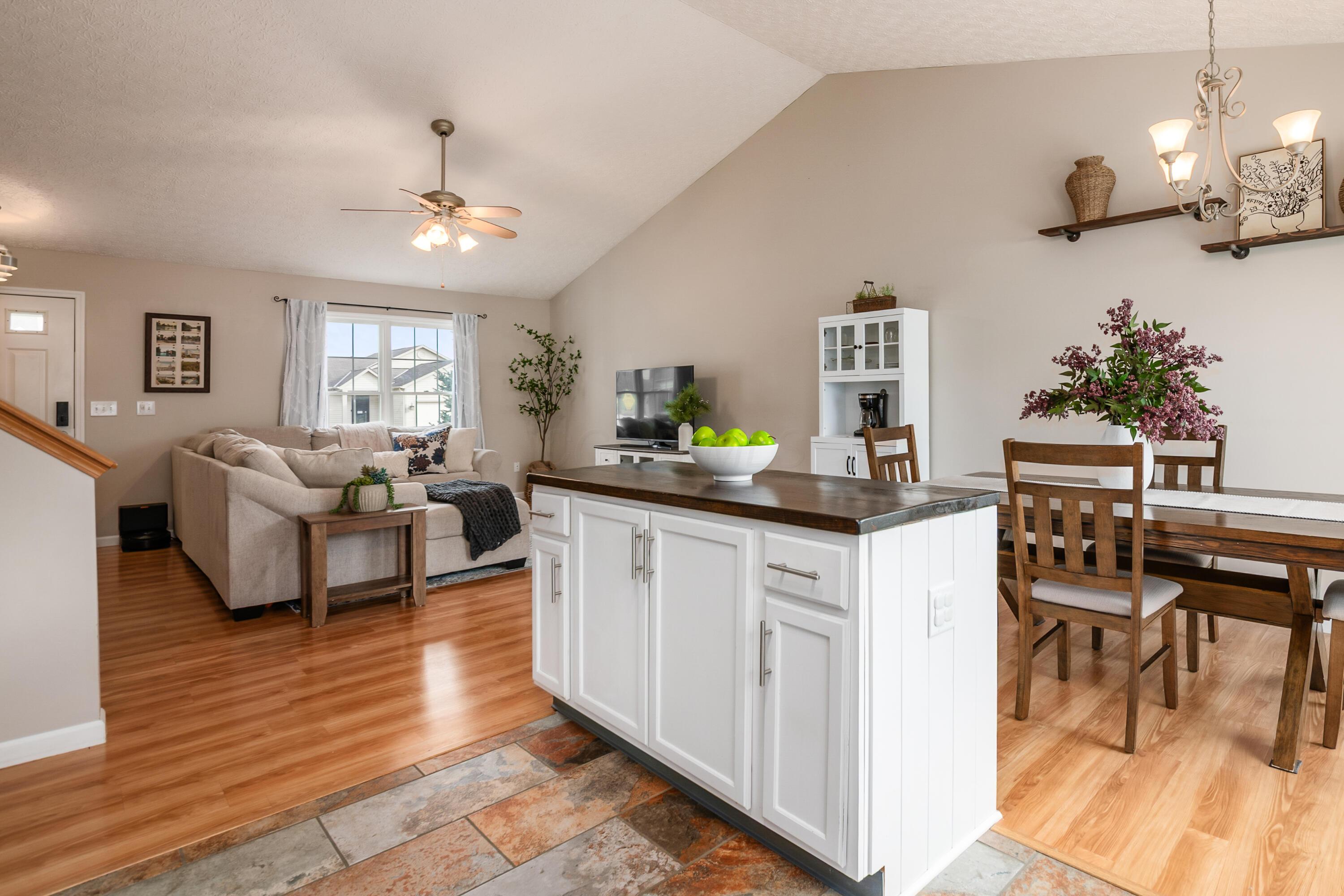 2073 Santuomo Avenue