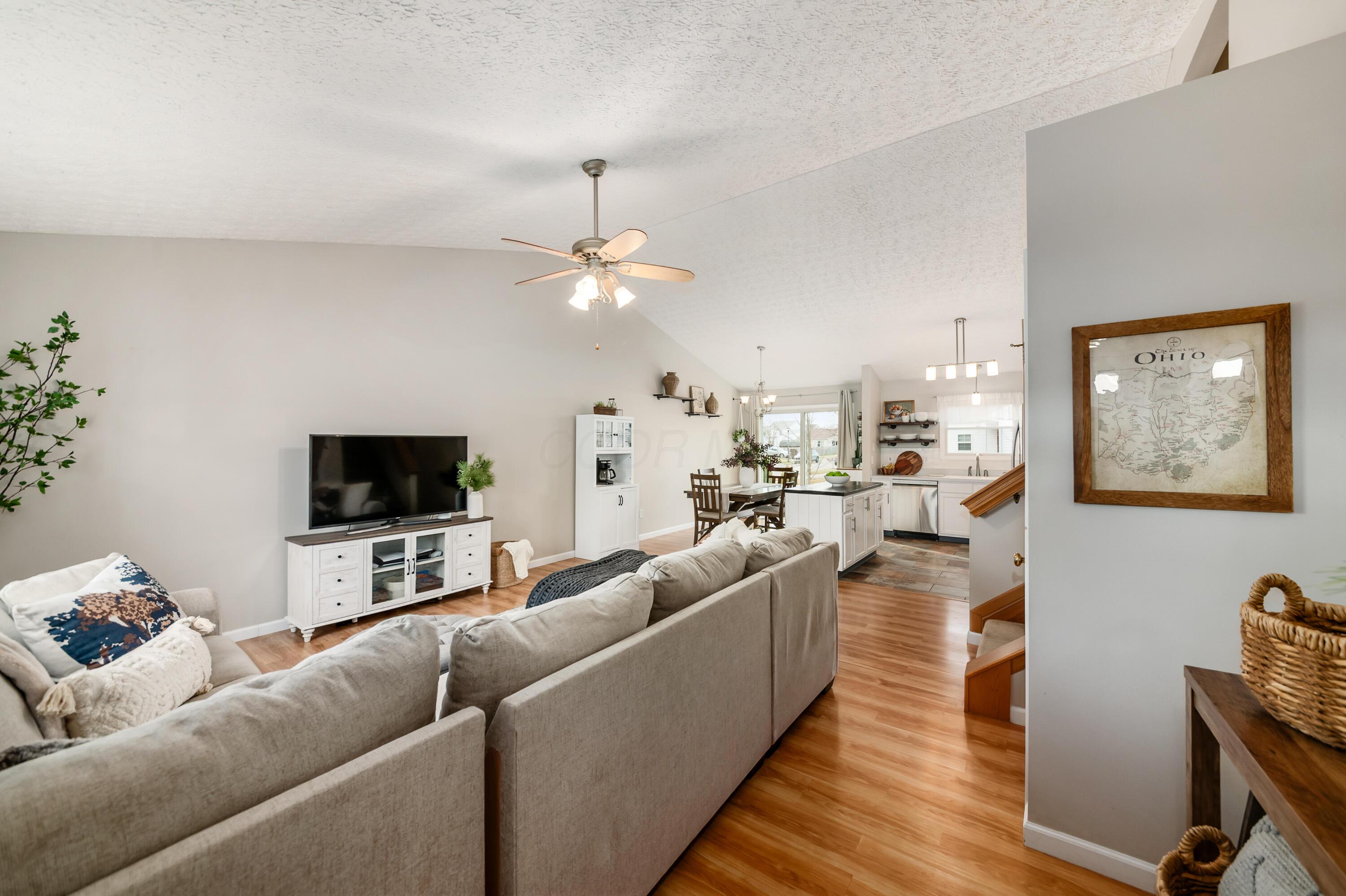 2073 Santuomo Avenue