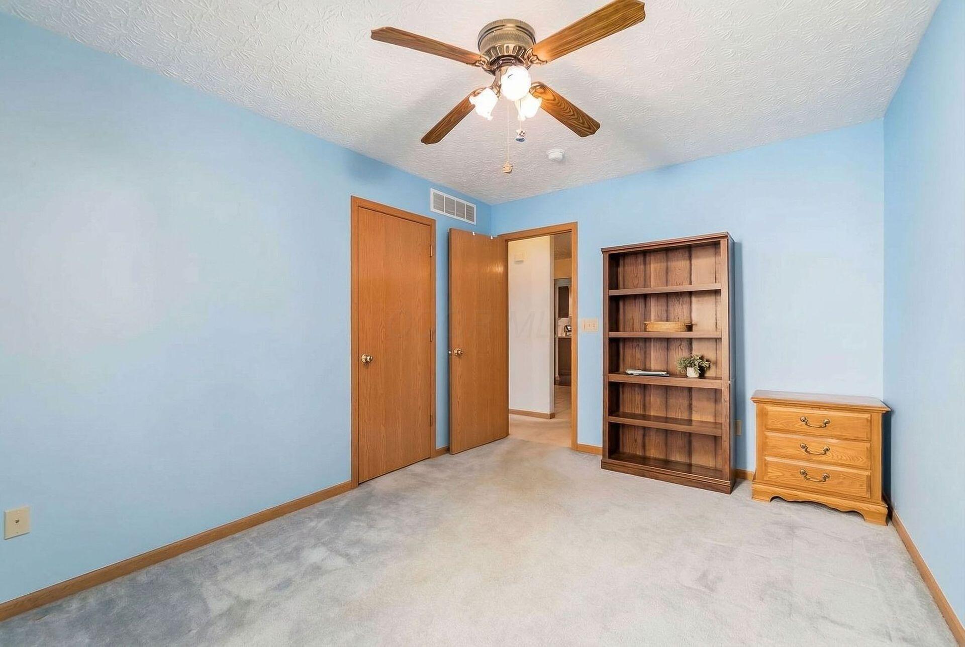 8060 Gladshire Boulevard