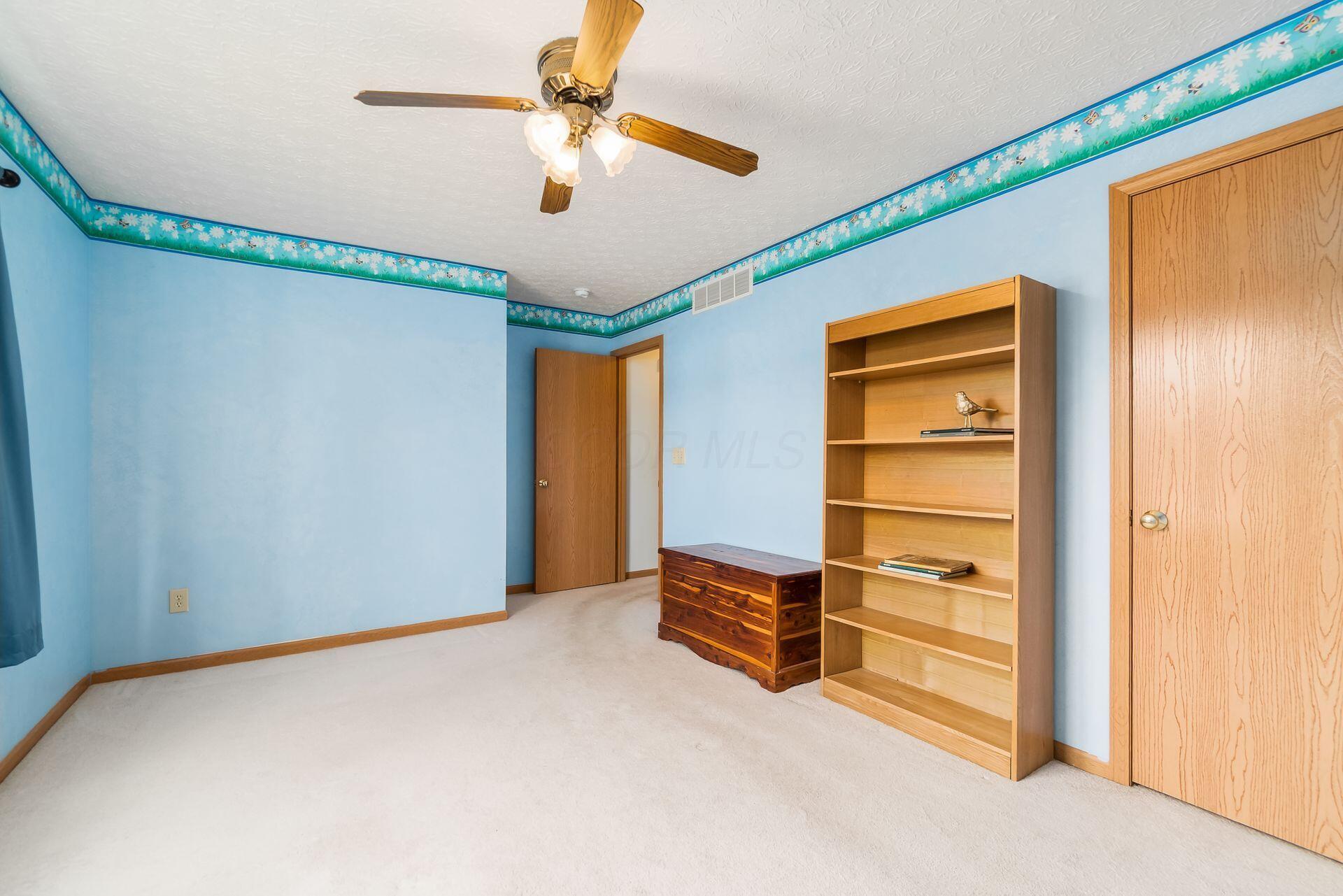 8060 Gladshire Boulevard