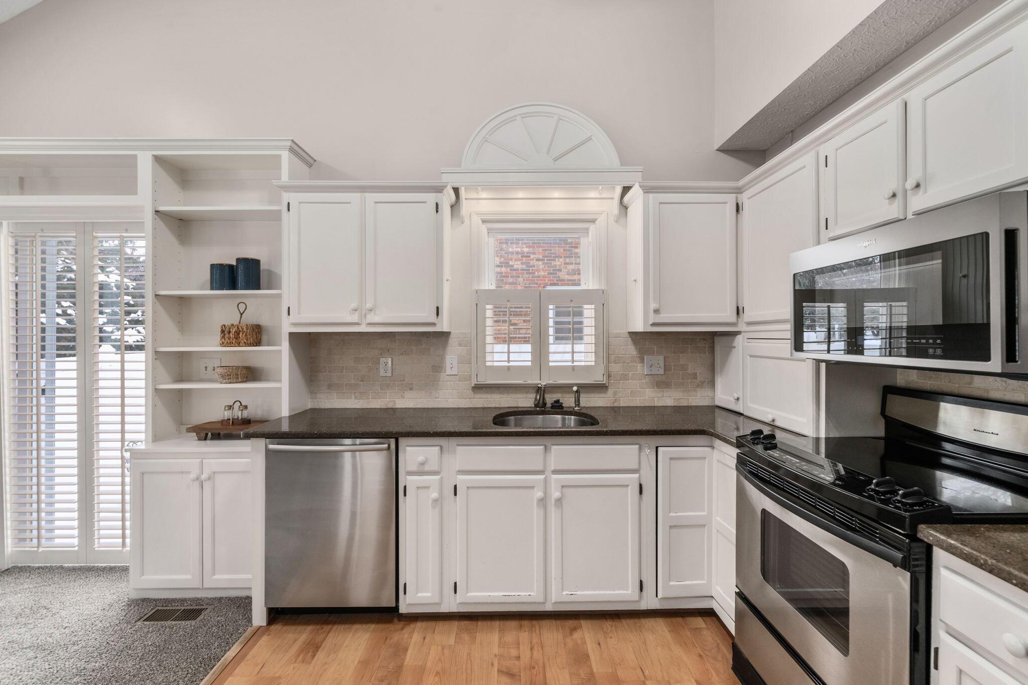 5848 Parkbridge Lane, 14-5