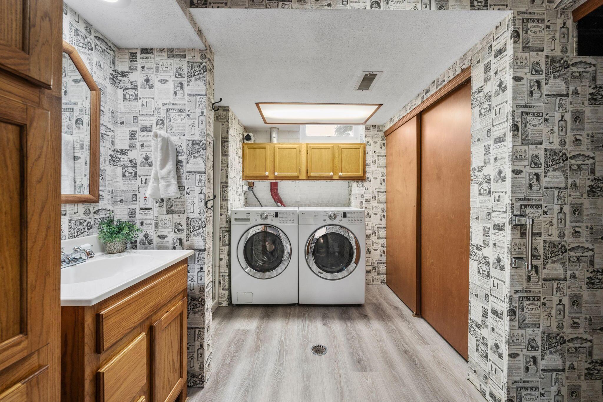 5848 Parkbridge Lane, 14-5