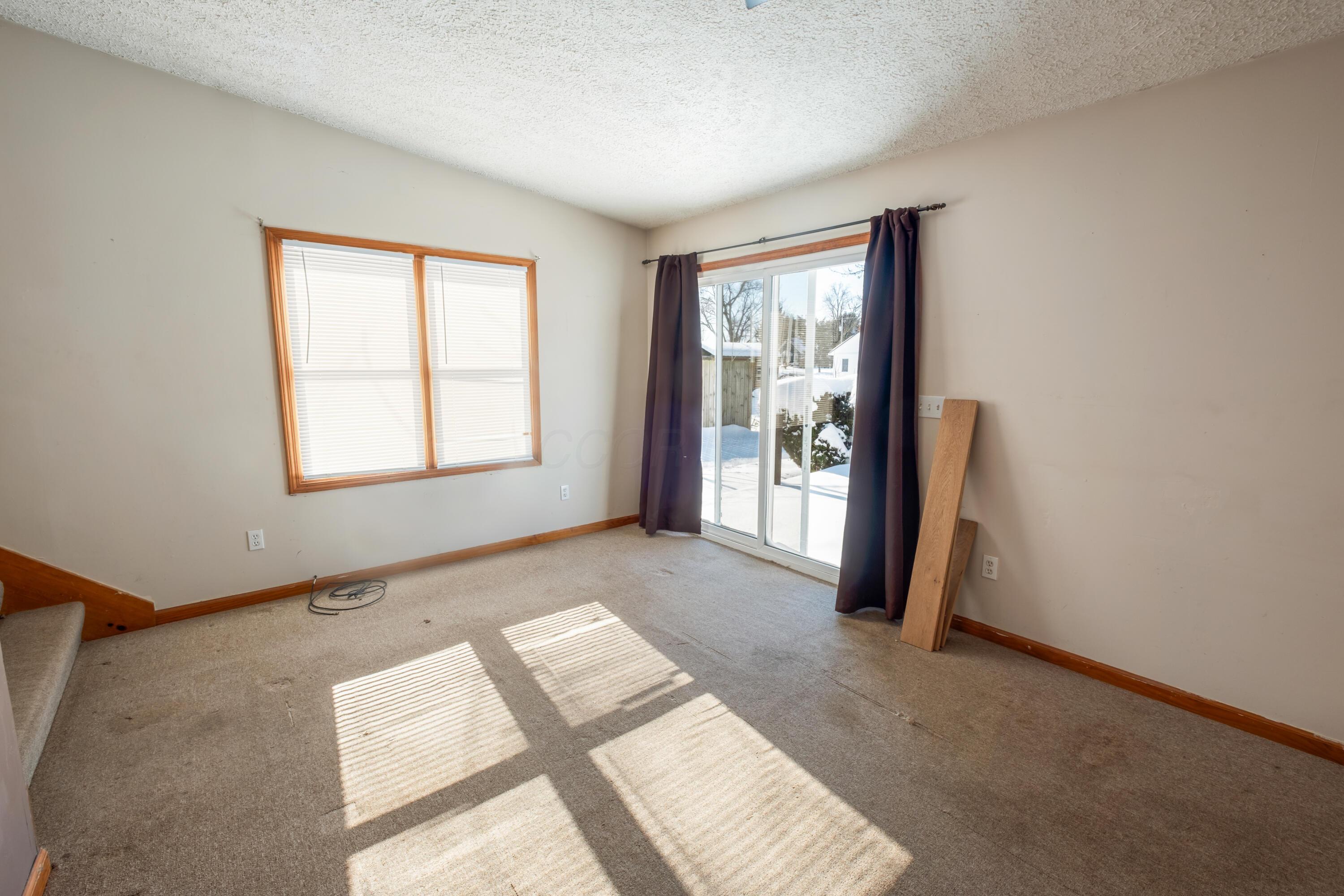 4389 State Route 203