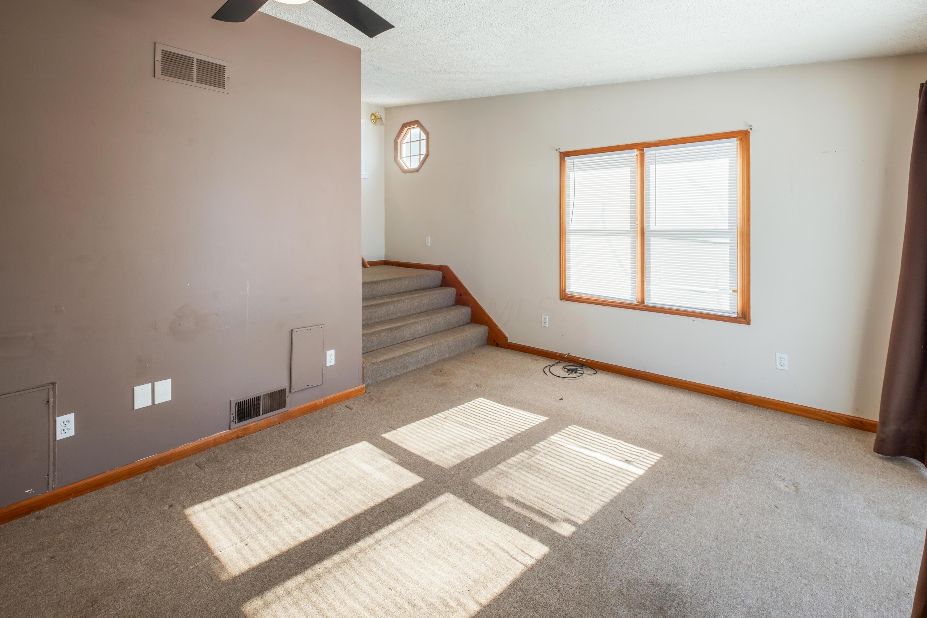 4389 State Route 203