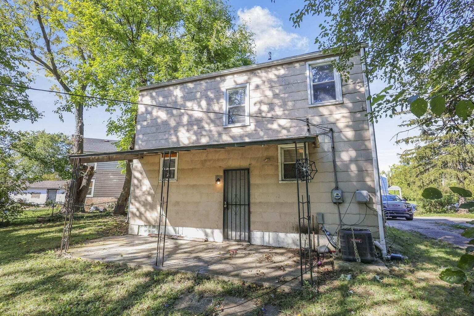 1799 Harold Place