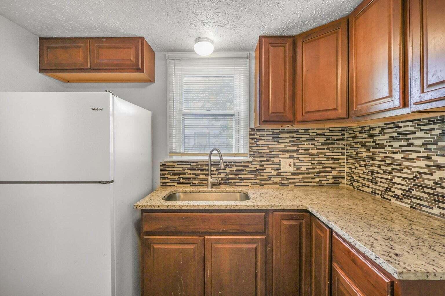 1799 Harold Place
