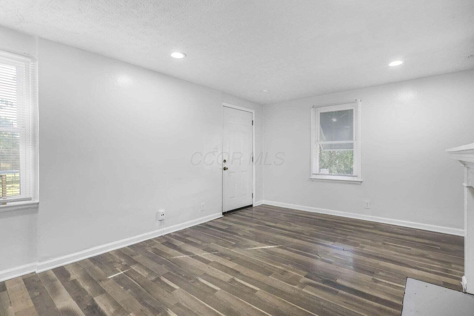 1799 Harold Place