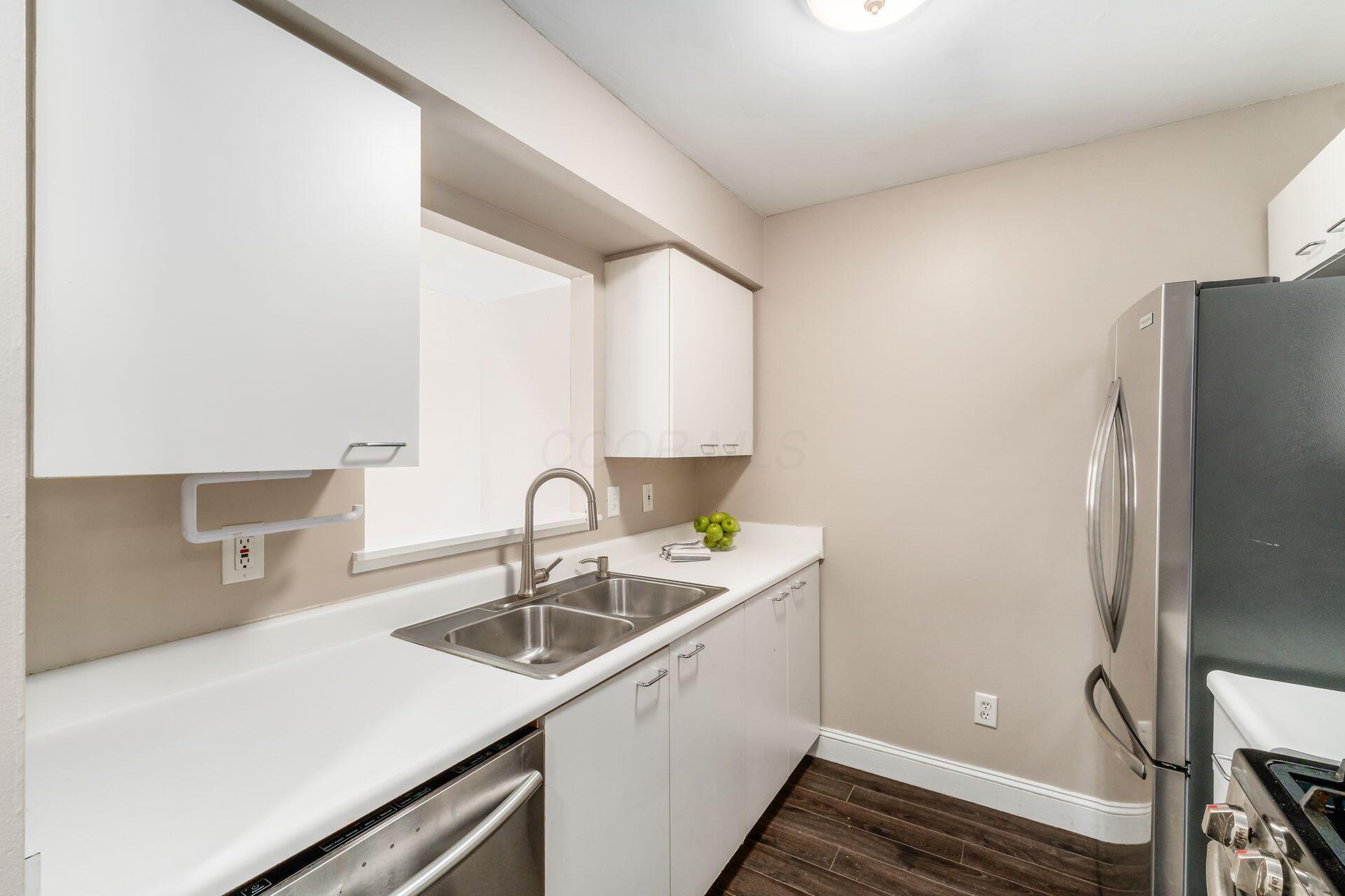 141 Macfalls Way, 14A