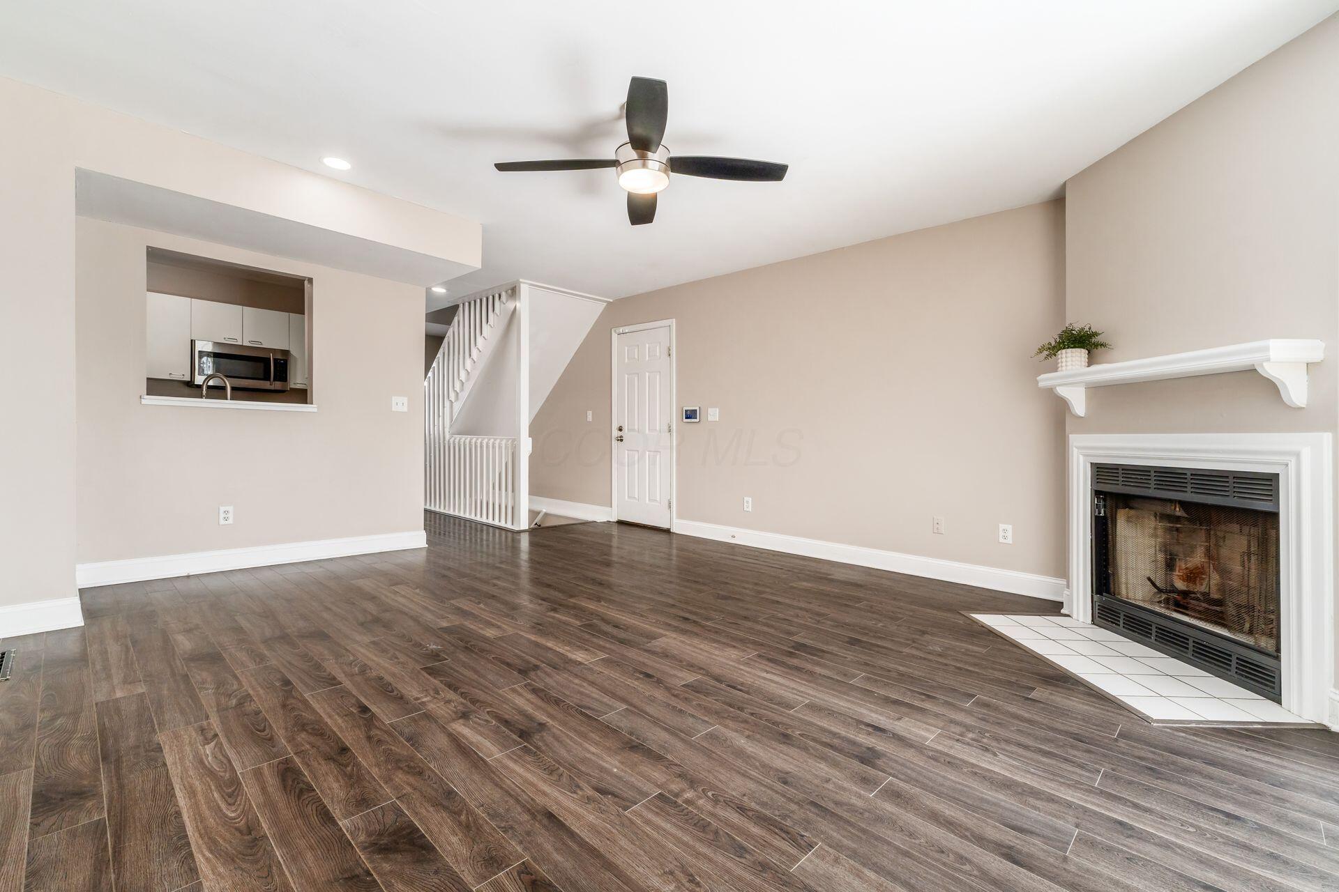 141 Macfalls Way, 14A