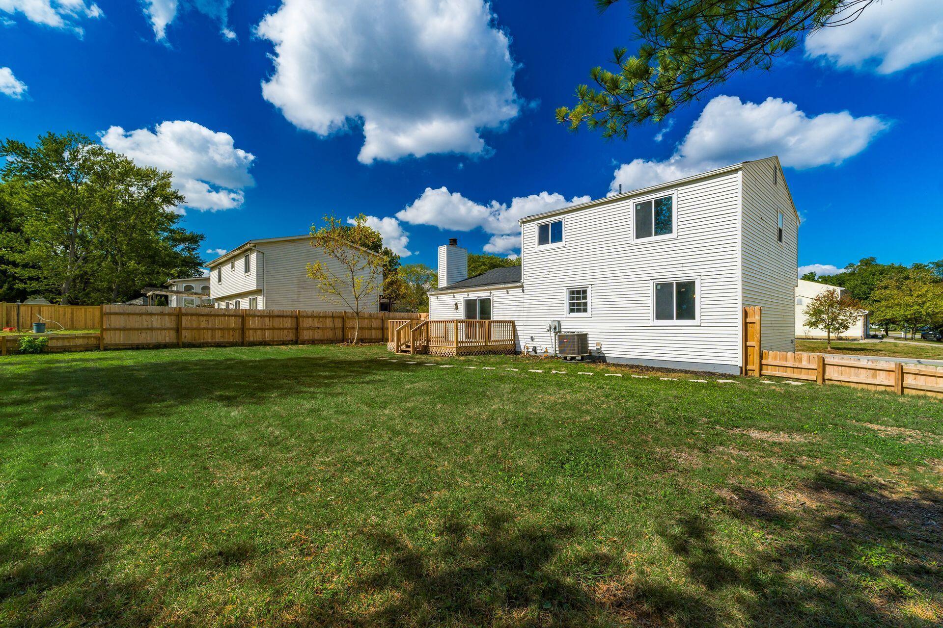 1095 Belle Meade Place