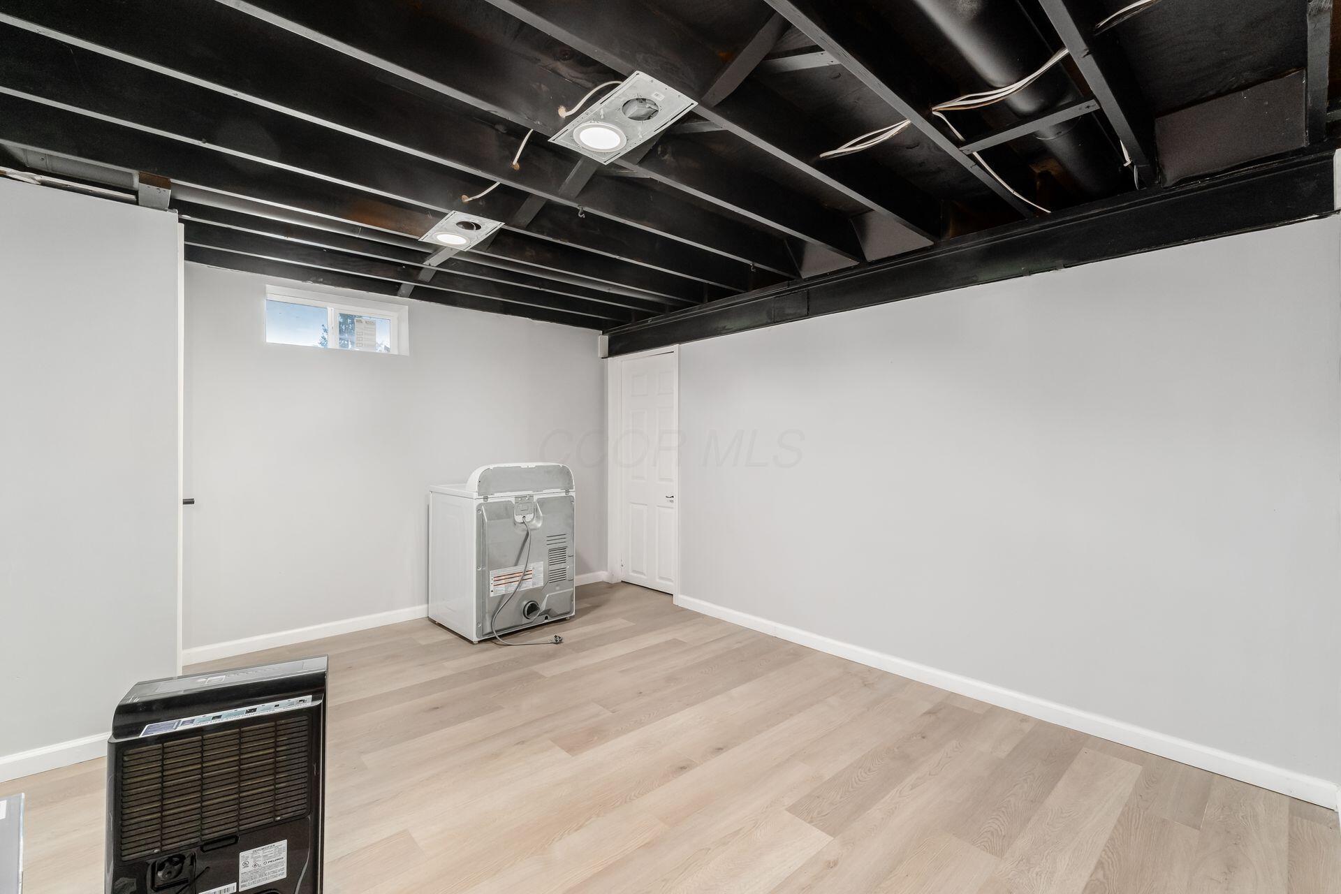 1095 Belle Meade Place