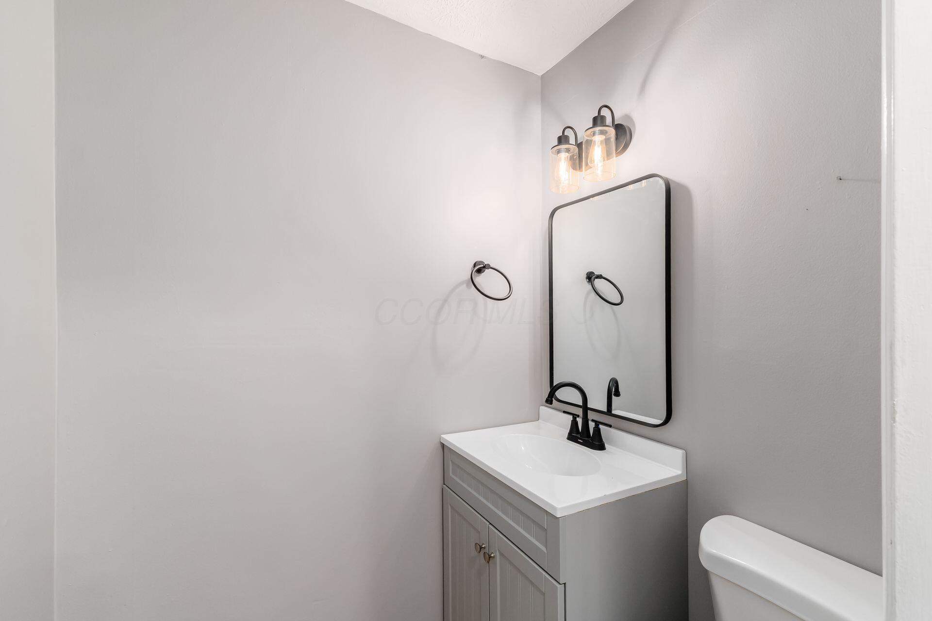 1095 Belle Meade Place