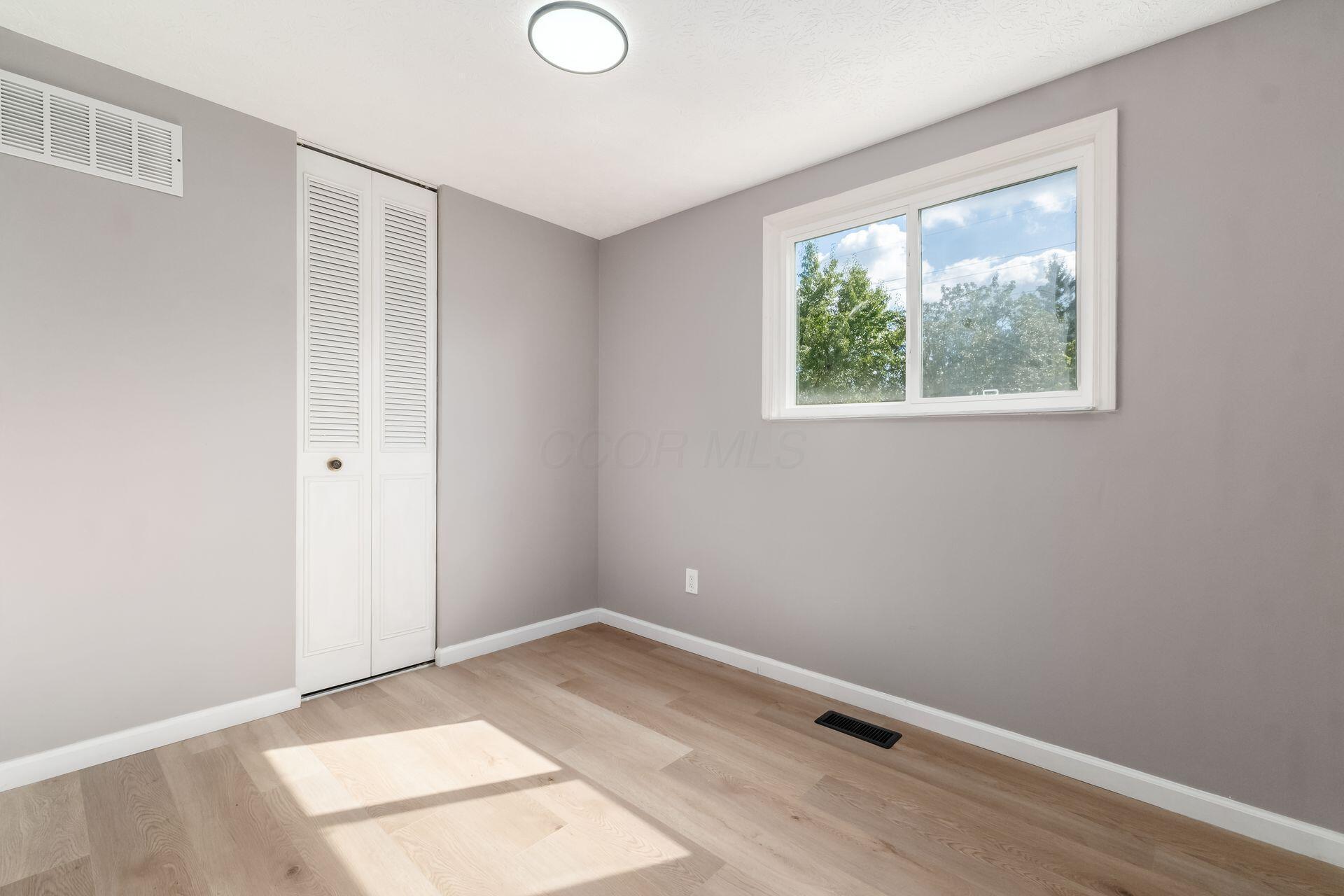 1095 Belle Meade Place