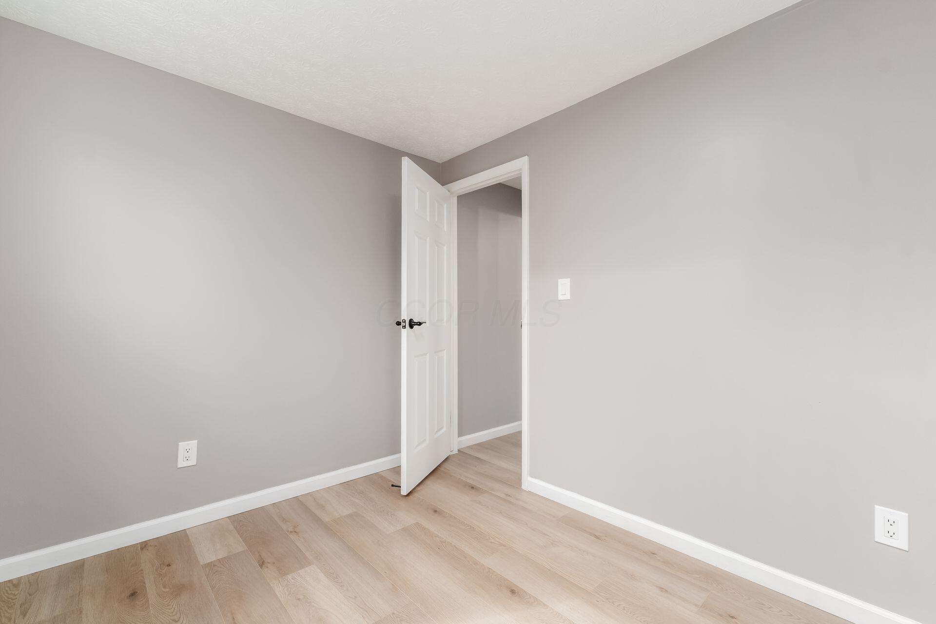 1095 Belle Meade Place