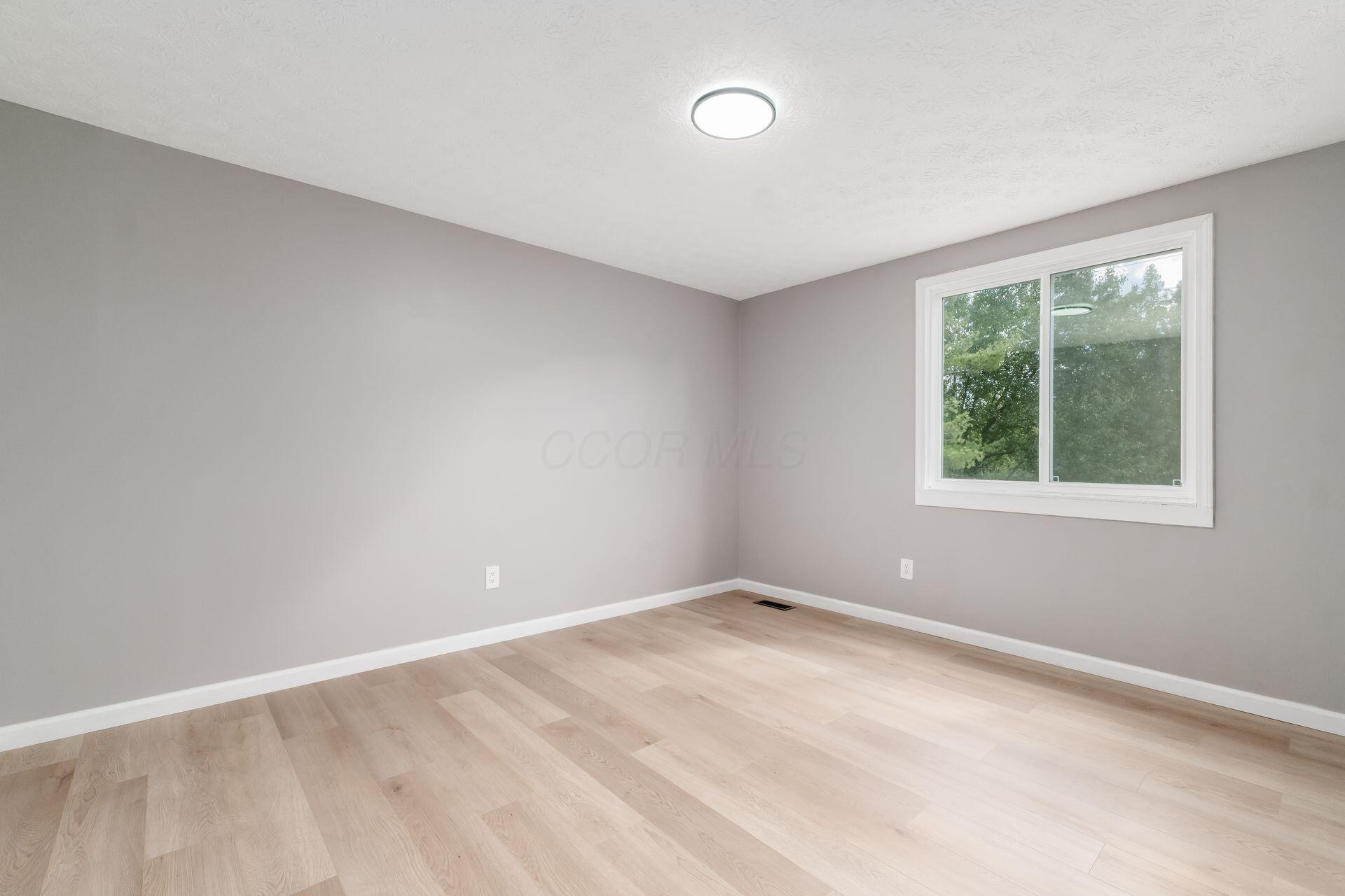 1095 Belle Meade Place