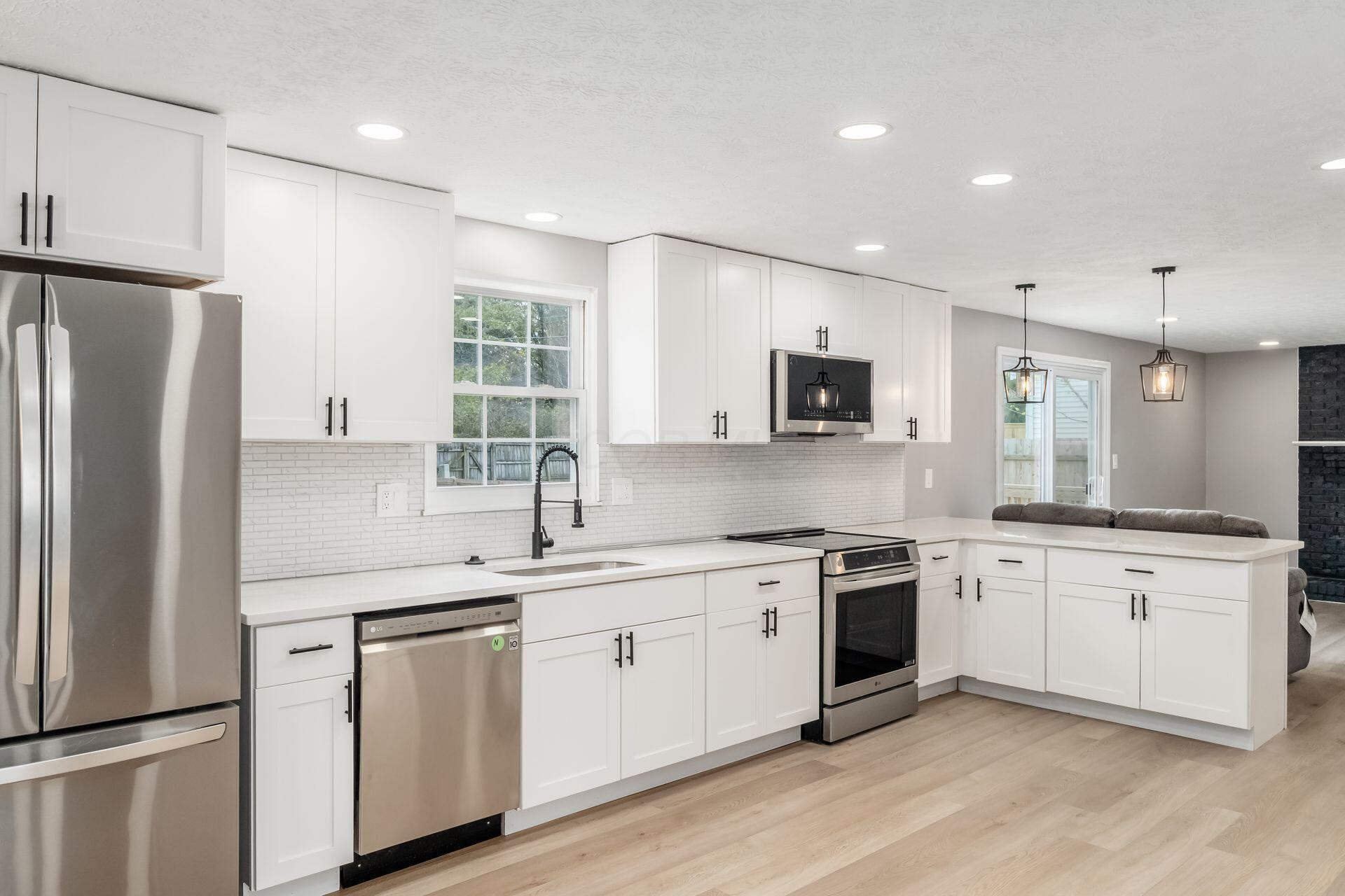 1095 Belle Meade Place