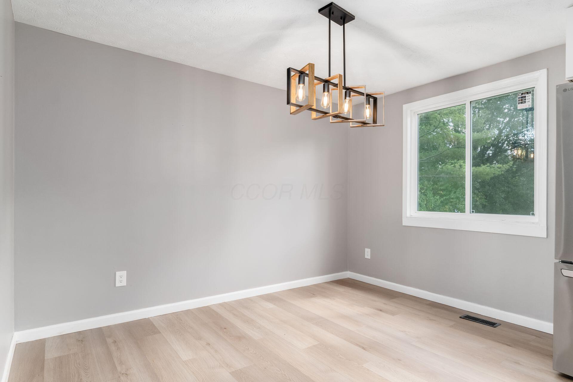 1095 Belle Meade Place