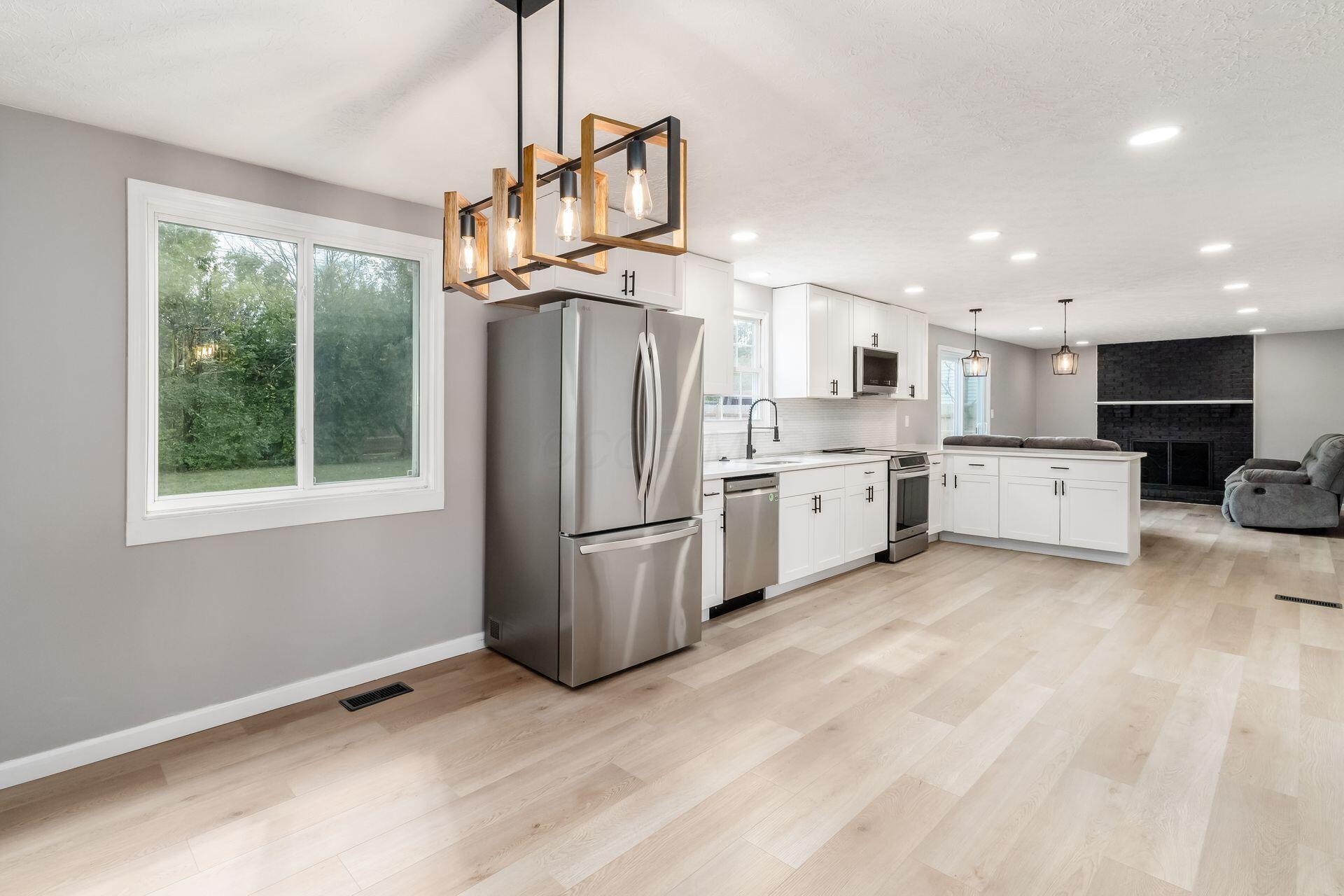 1095 Belle Meade Place