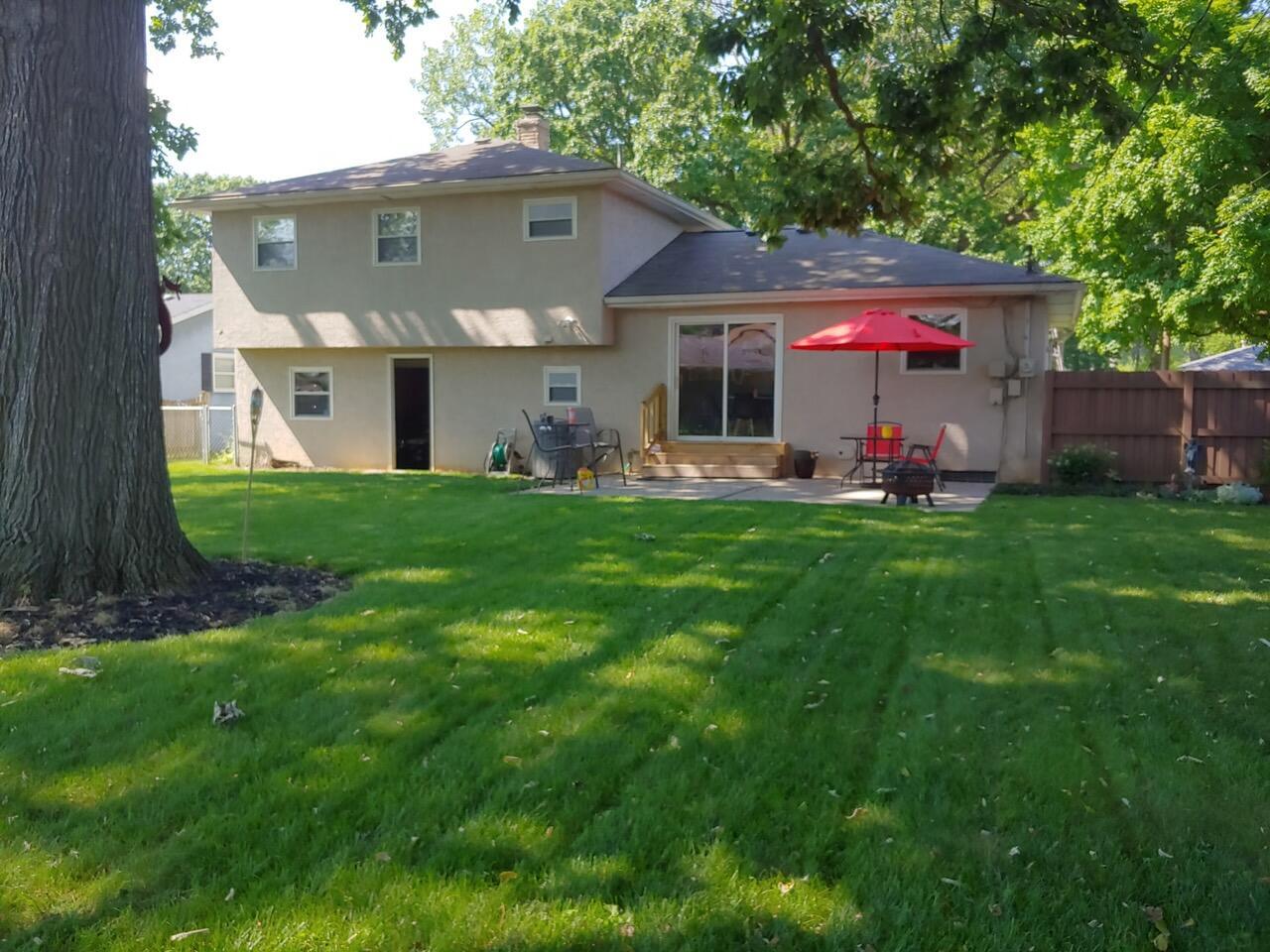 827 Inwood Place