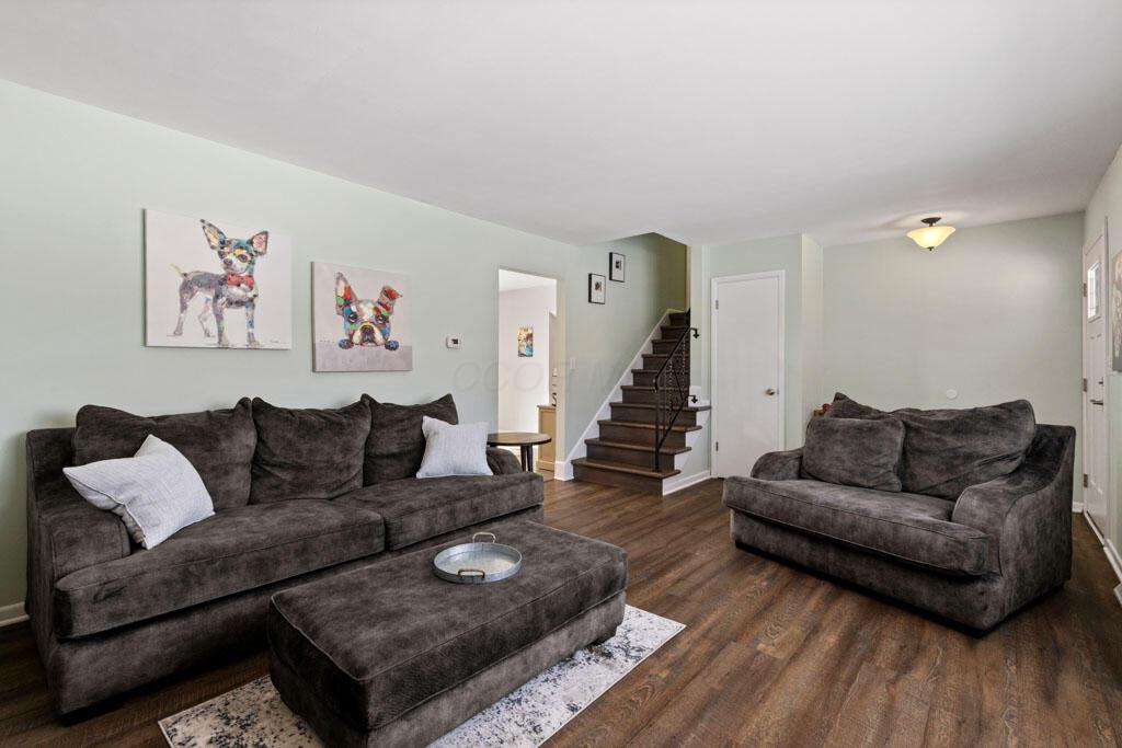 827 Inwood Place