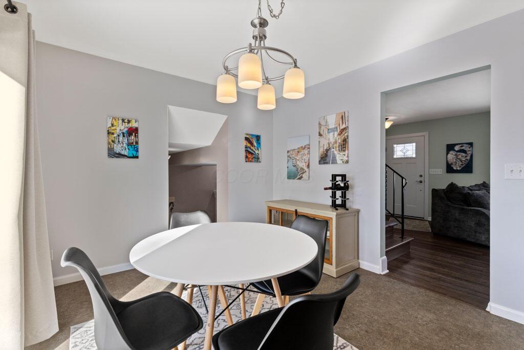 827 Inwood Place