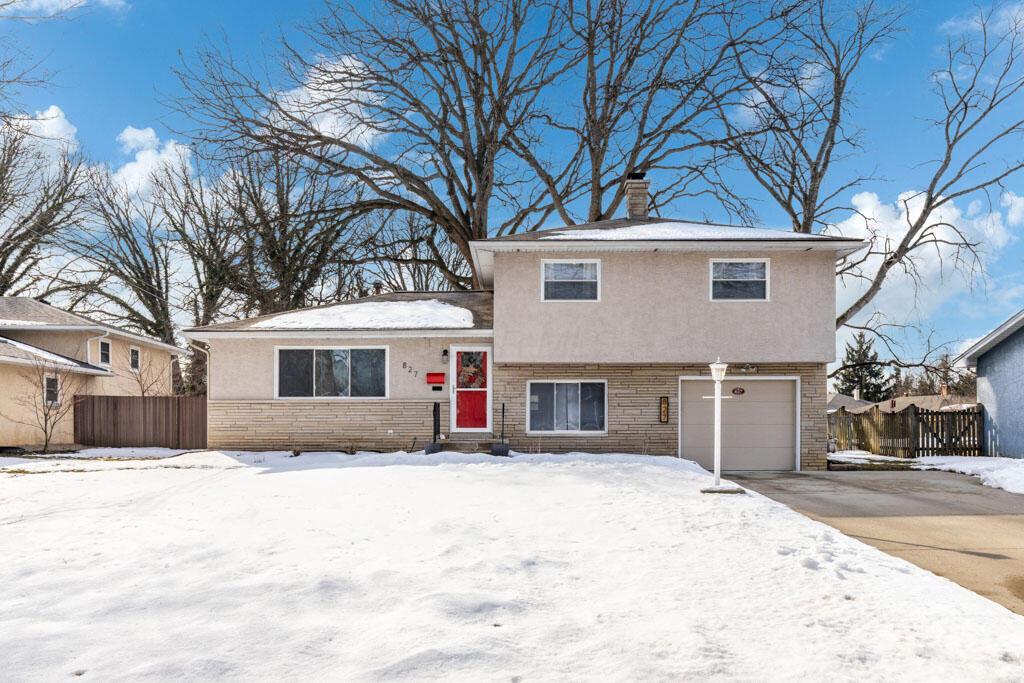 827 Inwood Place