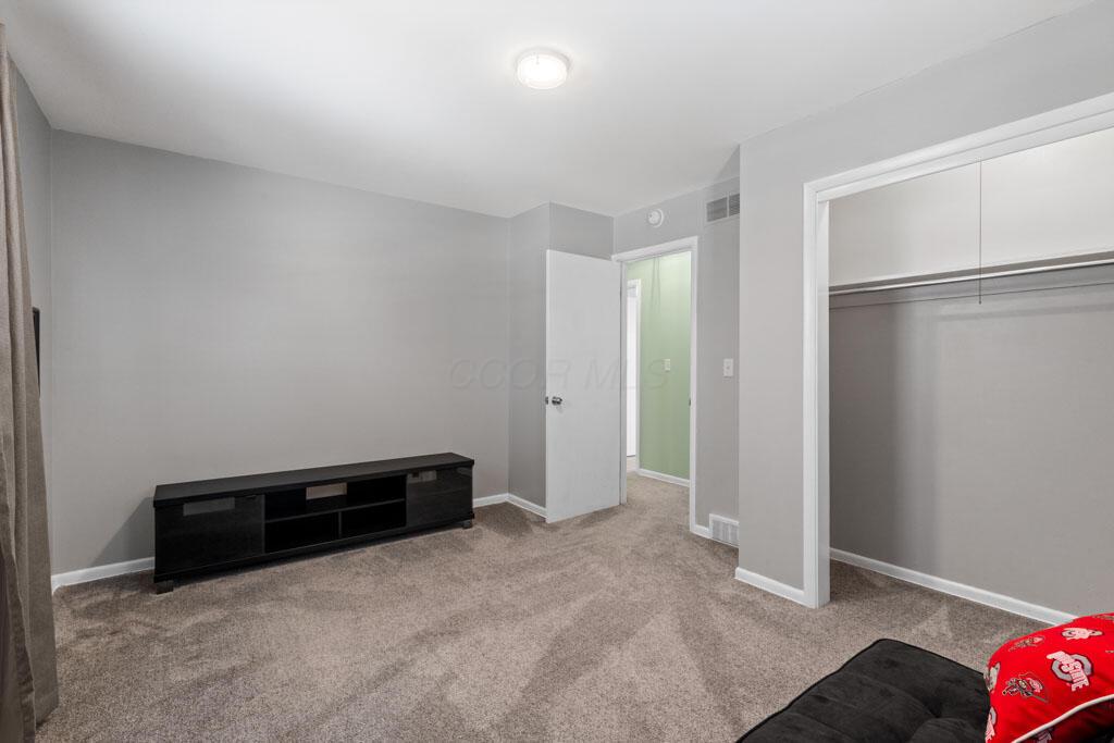 827 Inwood Place