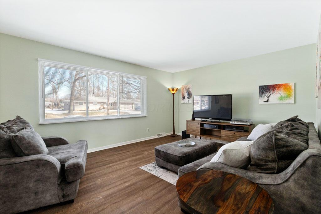 827 Inwood Place