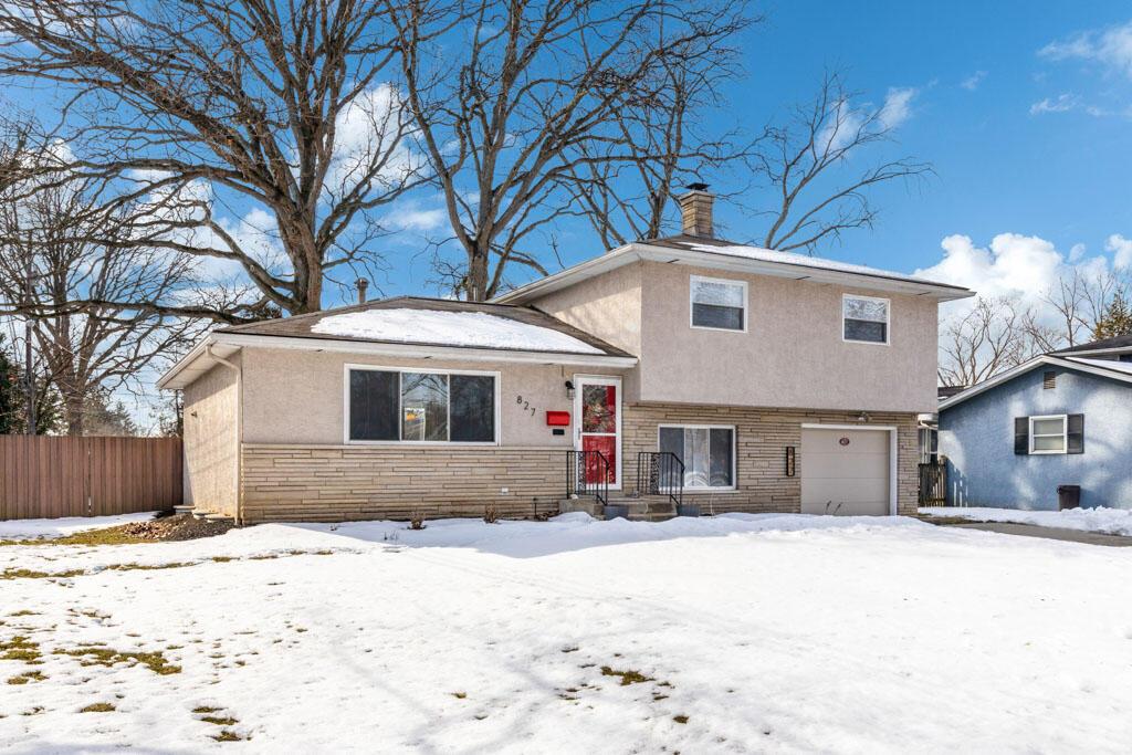 827 Inwood Place