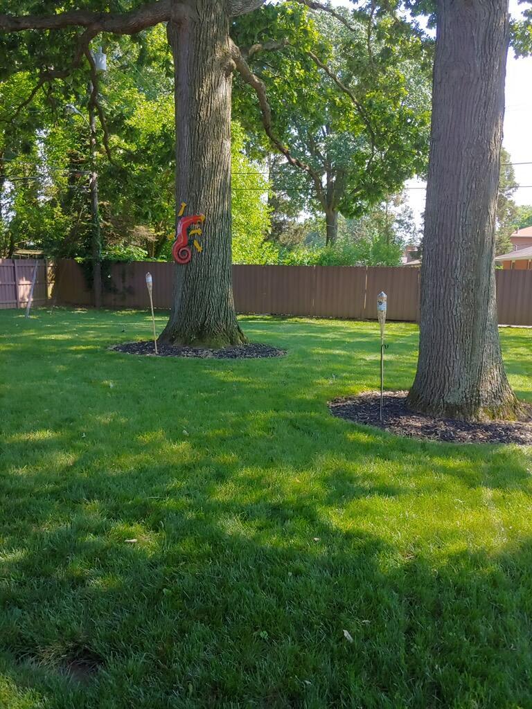 827 Inwood Place