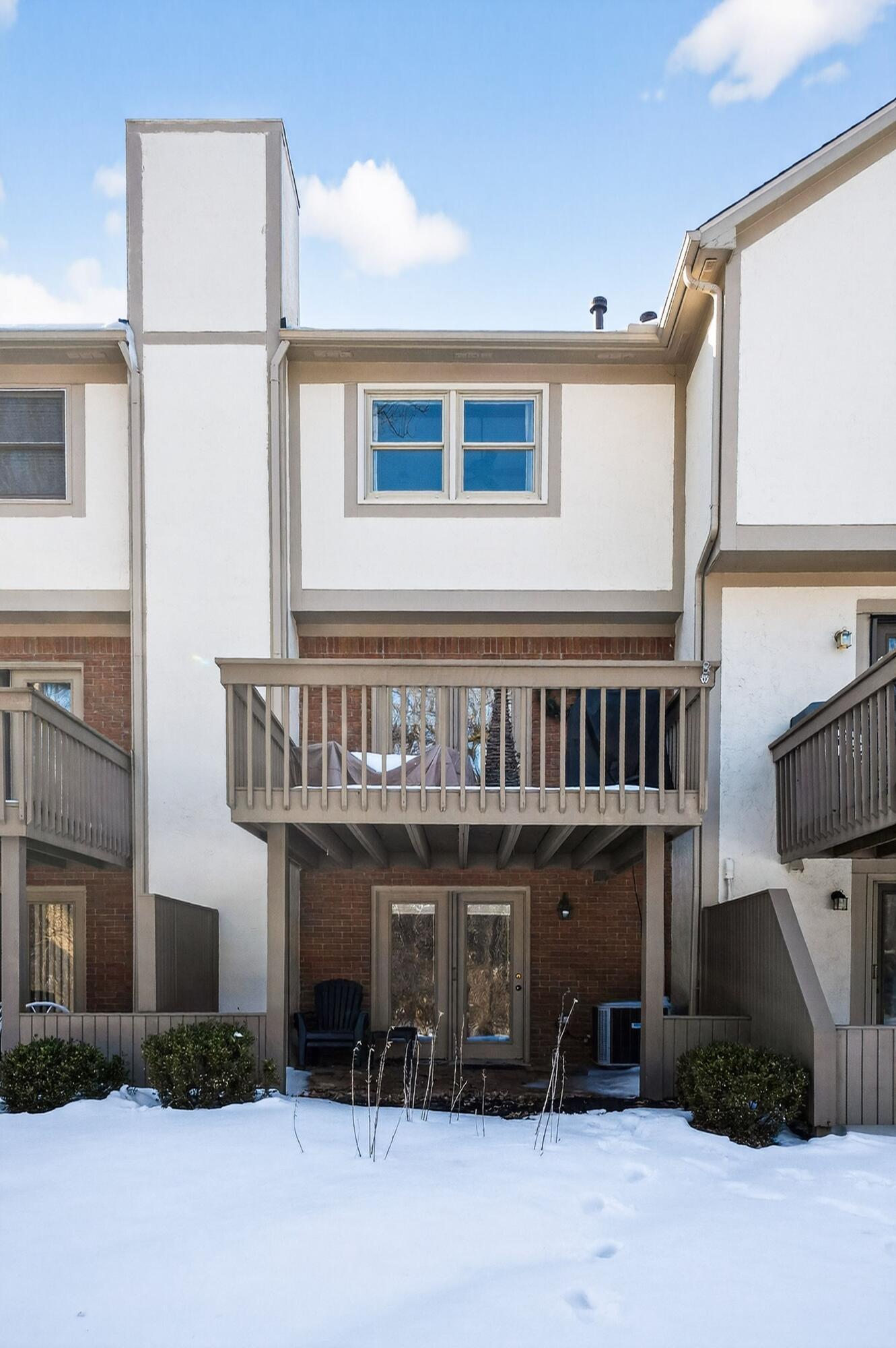 1240 Spring Brook Court, 19