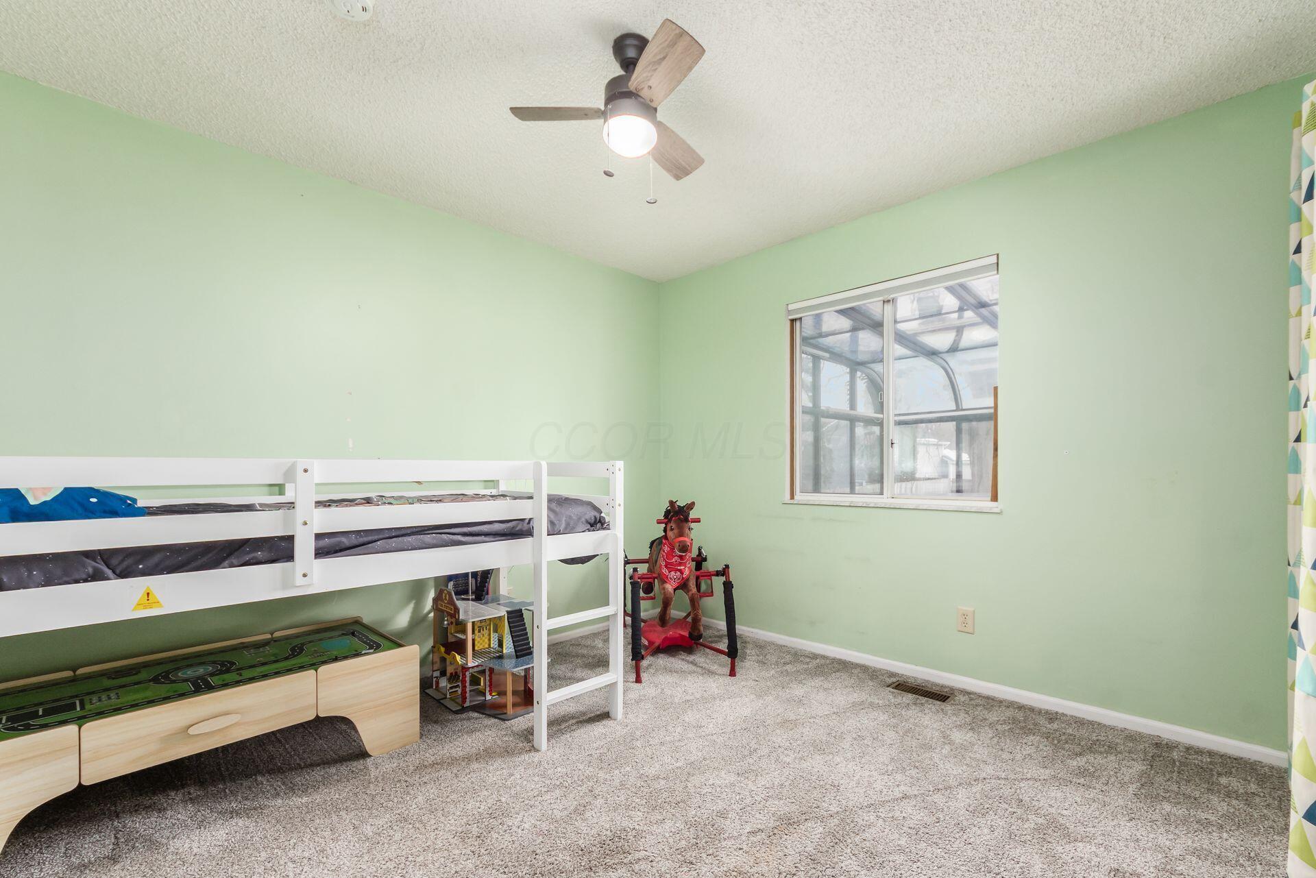 1263 Freshman Drive