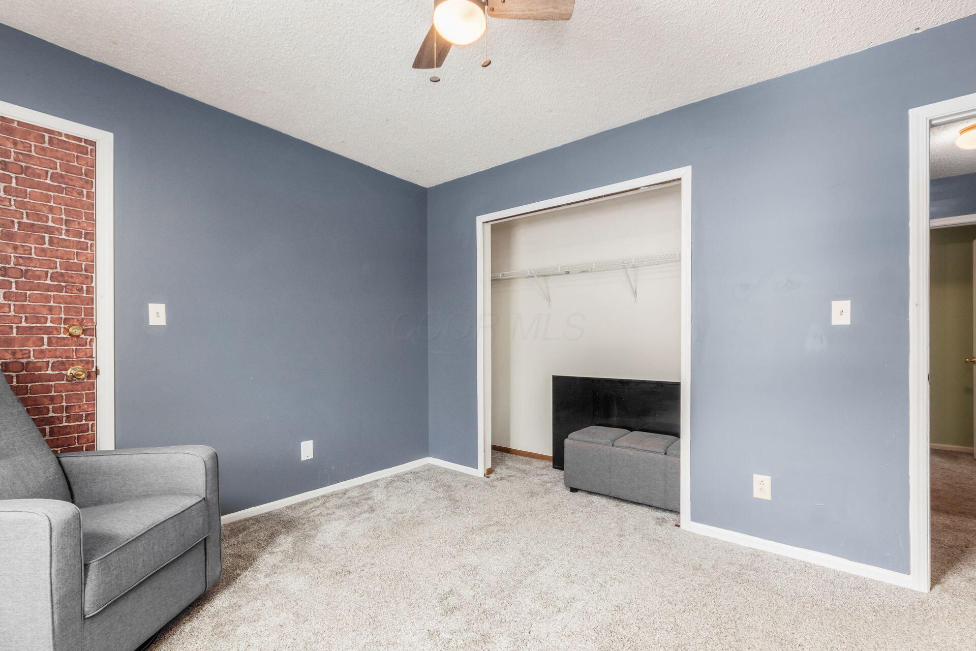 1263 Freshman Drive