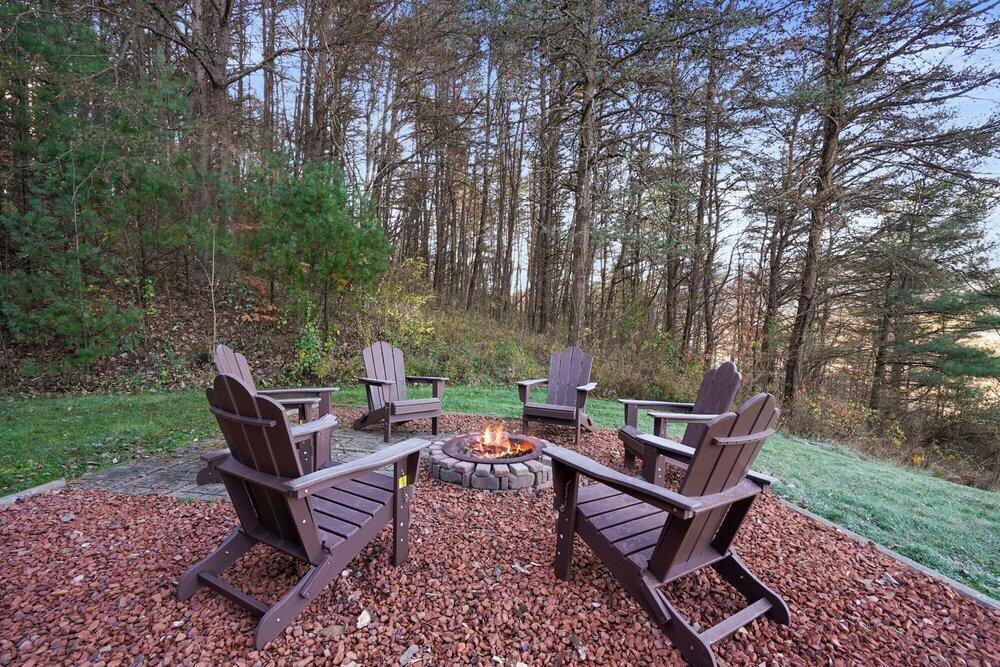 13500 Pleasant Valley Road