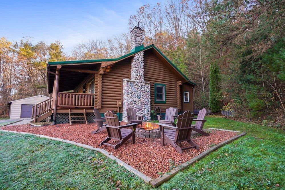 13500 Pleasant Valley Road