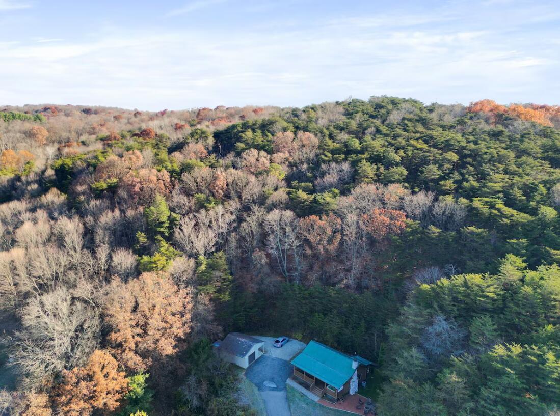 13500 Pleasant Valley Road
