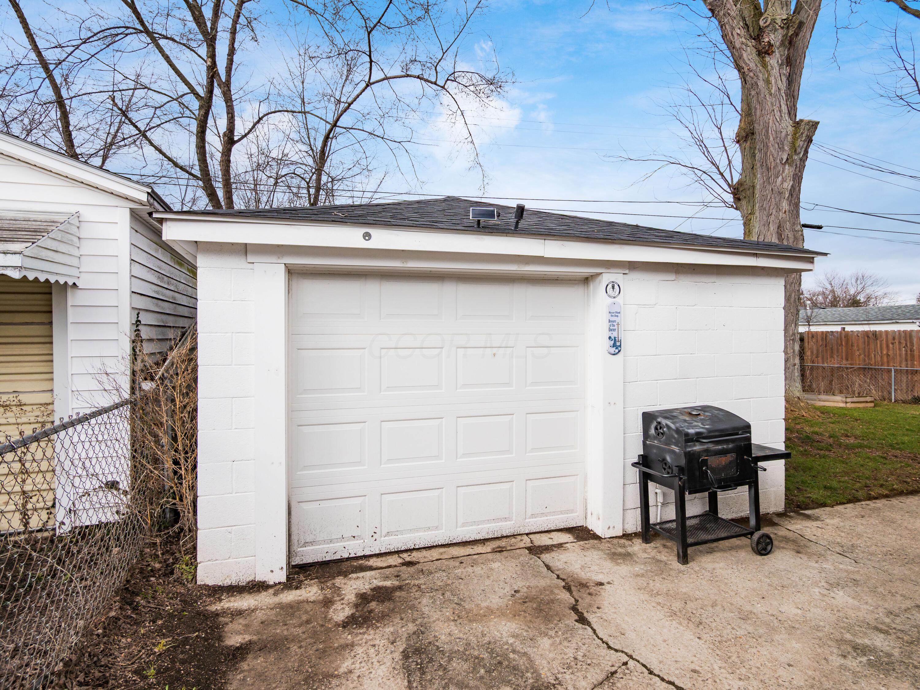 846 S Walnut Street
