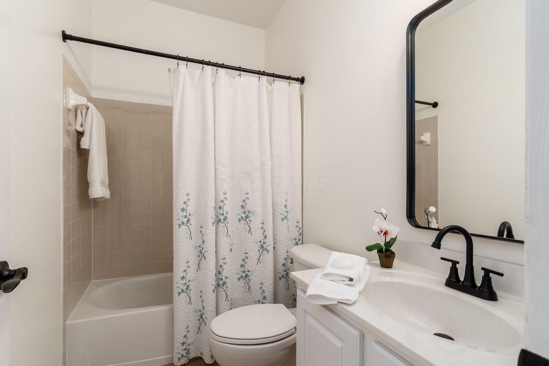 7192 Upper Albany Drive