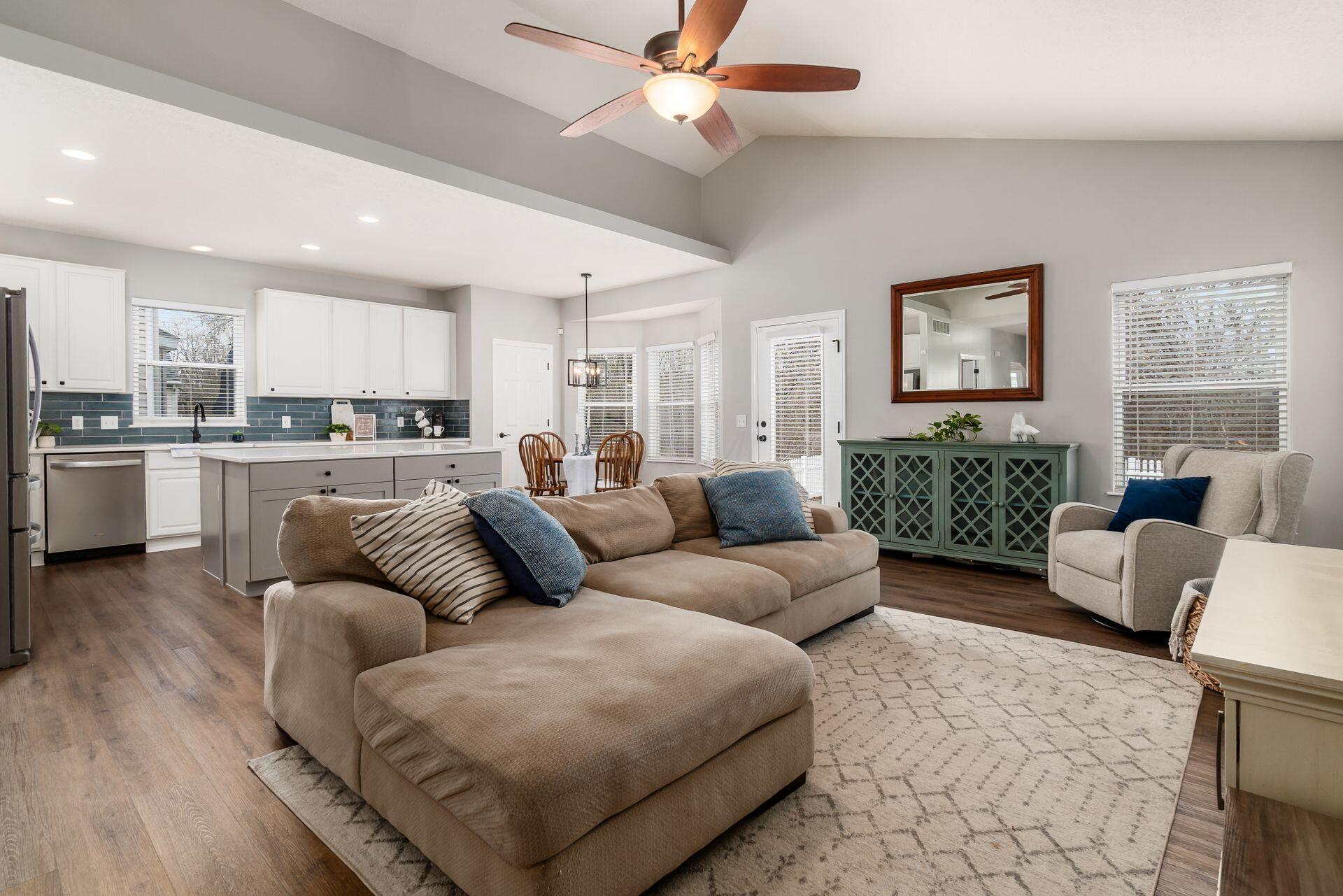 7192 Upper Albany Drive