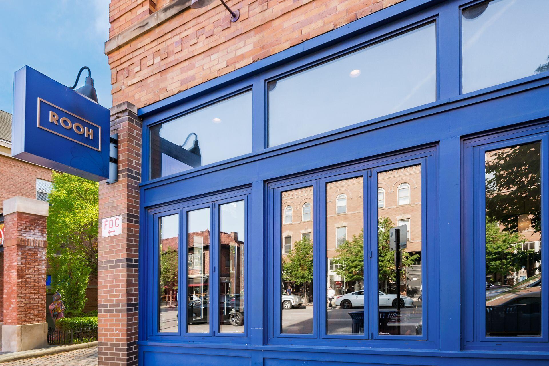 1276 N High Street, 402