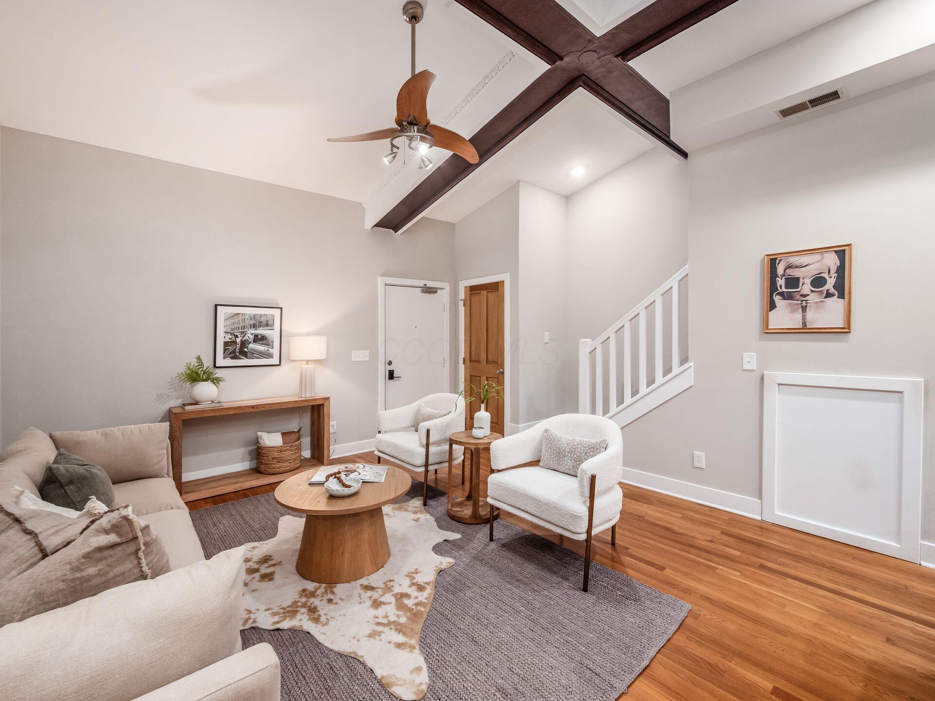 1276 N High Street, 402