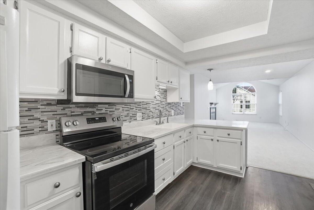 303 Pointe Place